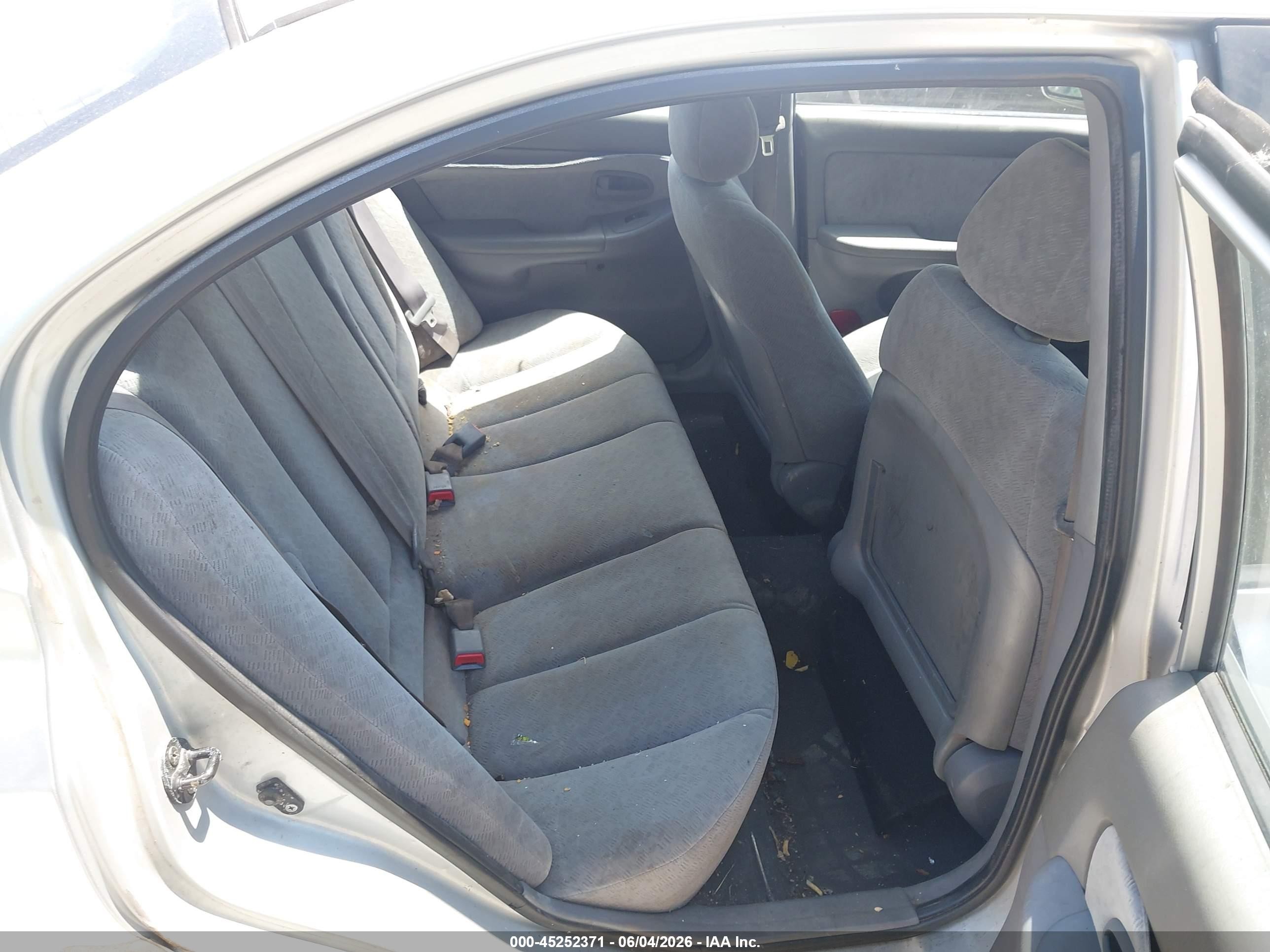 2004 Hyundai Elantra Gls/gt Silver vin: KMHDN46D54U712955