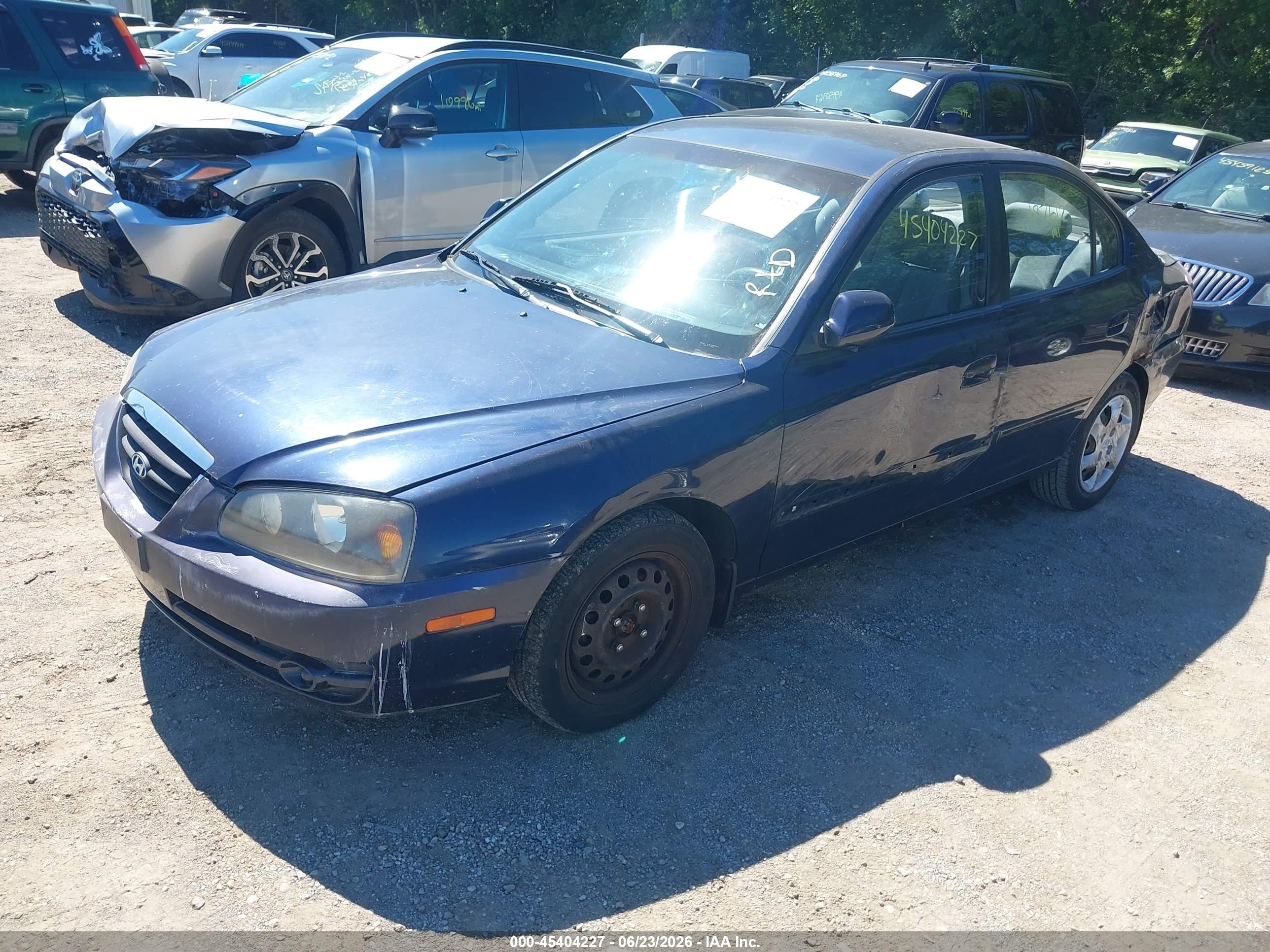 2004 Hyundai Elantra Gls/gt Dark Blue vin: KMHDN46D54U817494