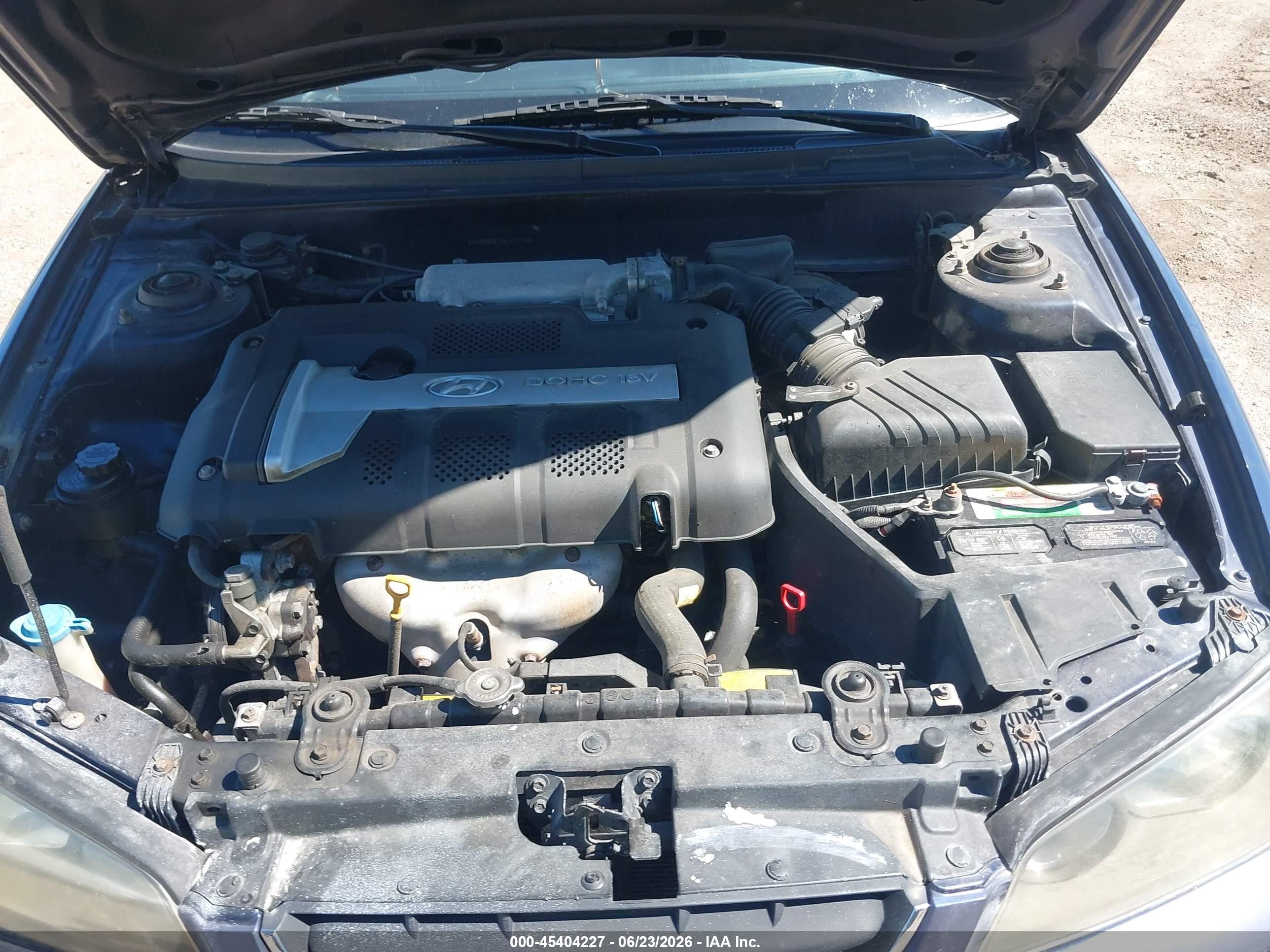 2004 Hyundai Elantra Gls/gt Dark Blue vin: KMHDN46D54U817494