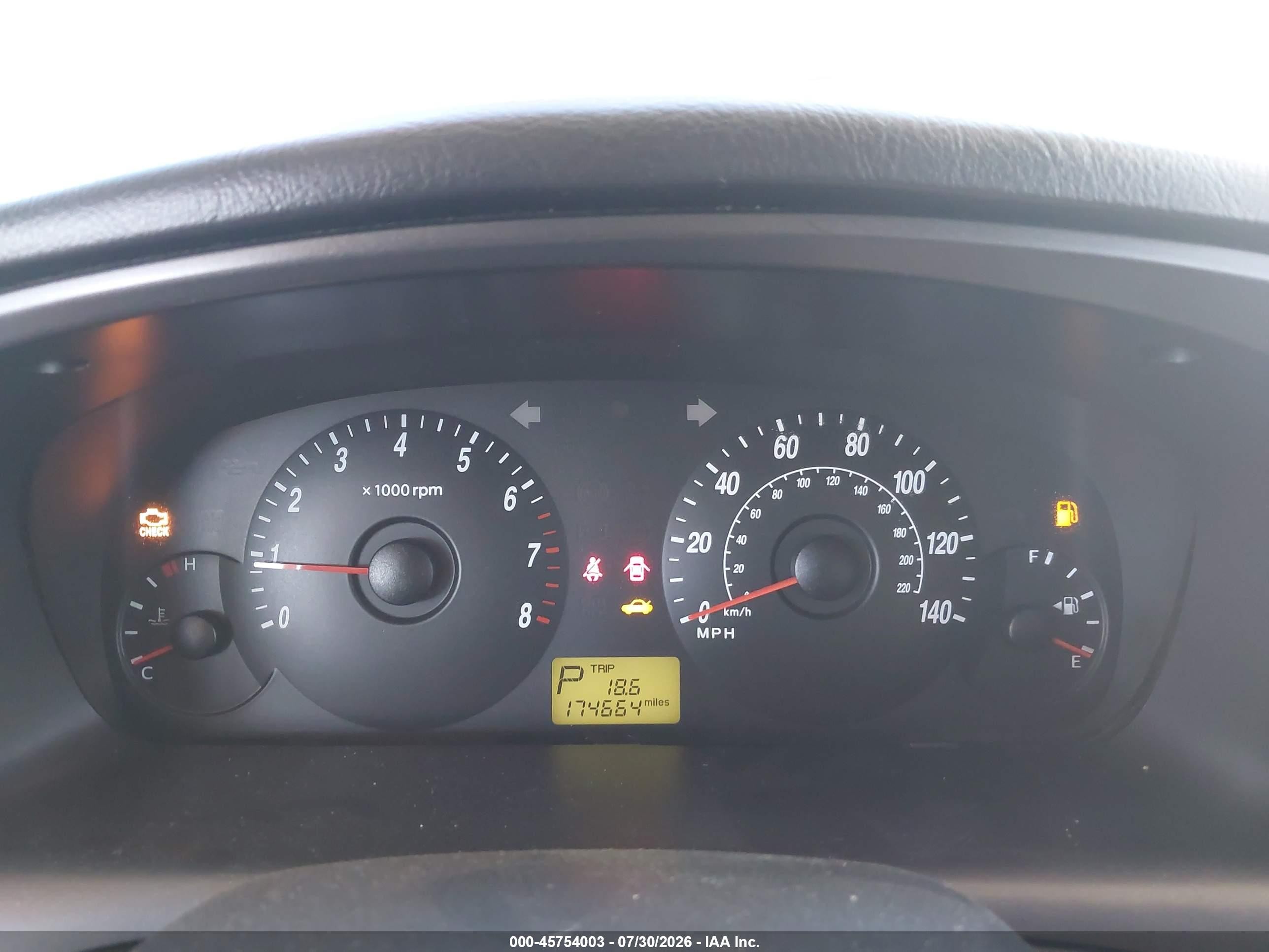 2004 Hyundai Elantra Gls/gt Silver vin: KMHDN46D54U838099