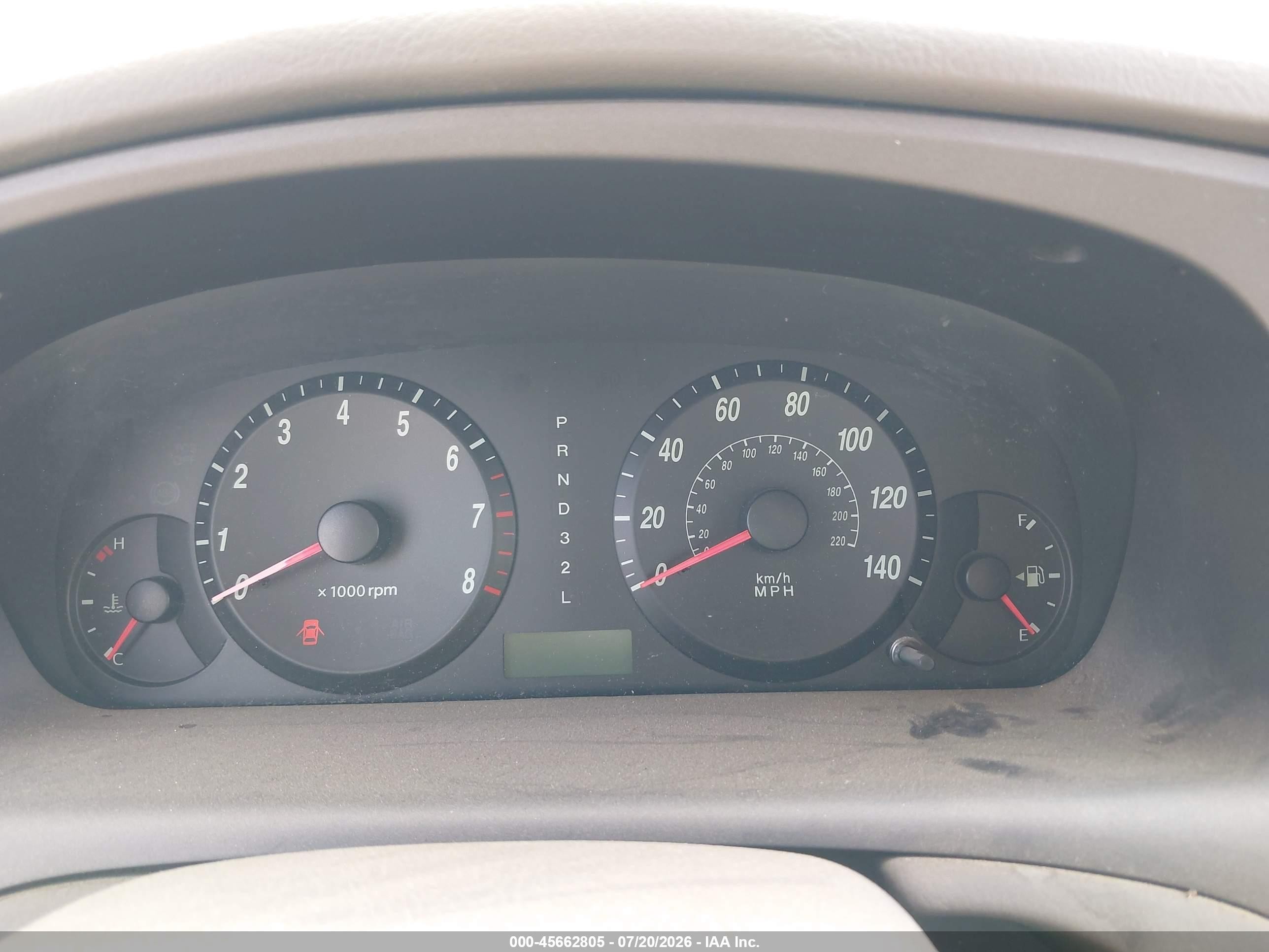 2004 Hyundai Elantra Gls/gt Белый vin: KMHDN46D54U861978
