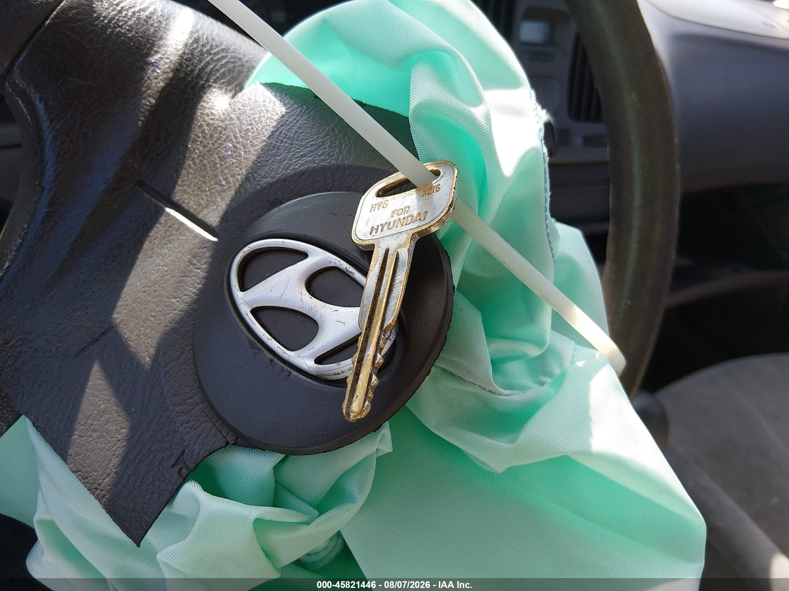 2005 Hyundai Elantra Gls/gt Champagne vin: KMHDN46D55U029655