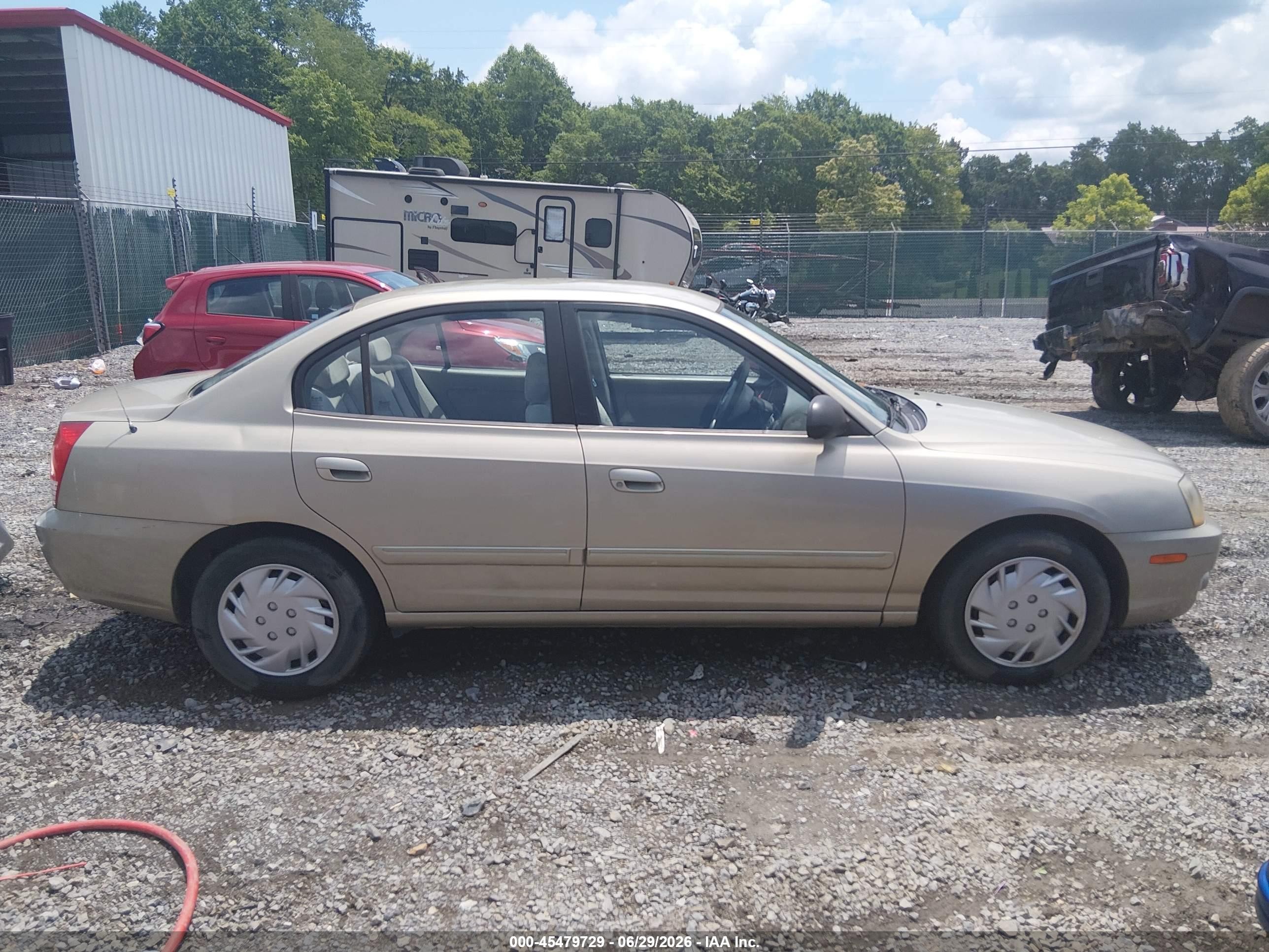 2005 Hyundai Elantra Gls/gt Tan vin: KMHDN46D55U193407