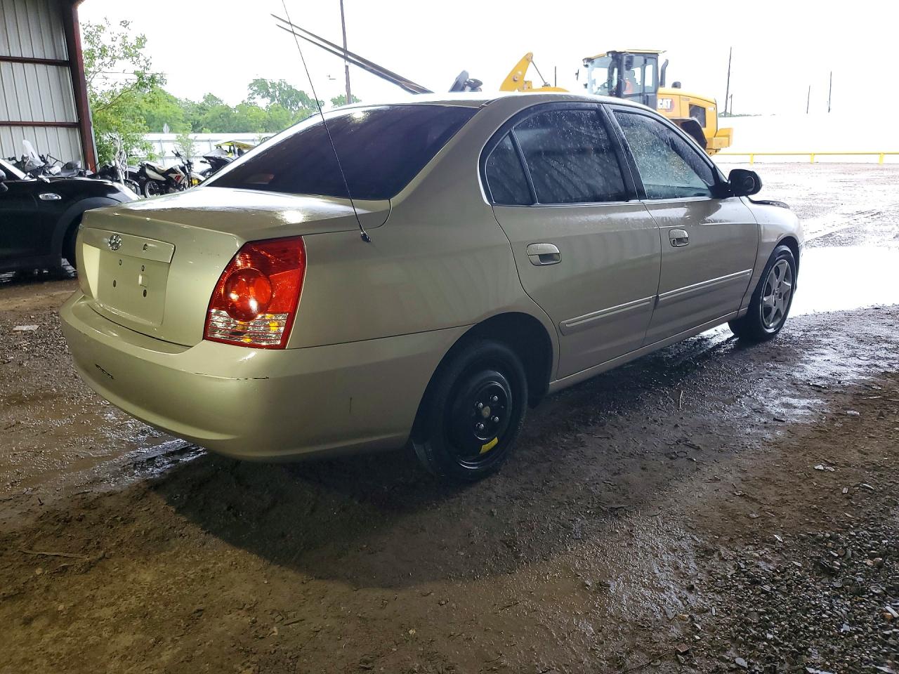 2005 Hyundai Elantra Gls Tan vin: KMHDN46D55U997500