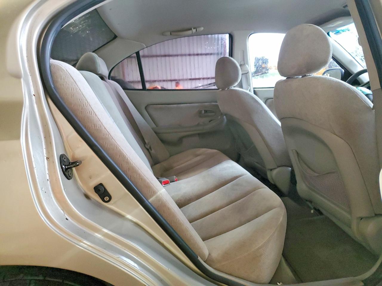 2005 Hyundai Elantra Gls Tan vin: KMHDN46D55U997500
