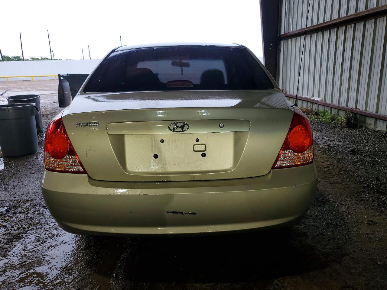 2005 Hyundai Elantra Gls Tan vin: KMHDN46D55U997500