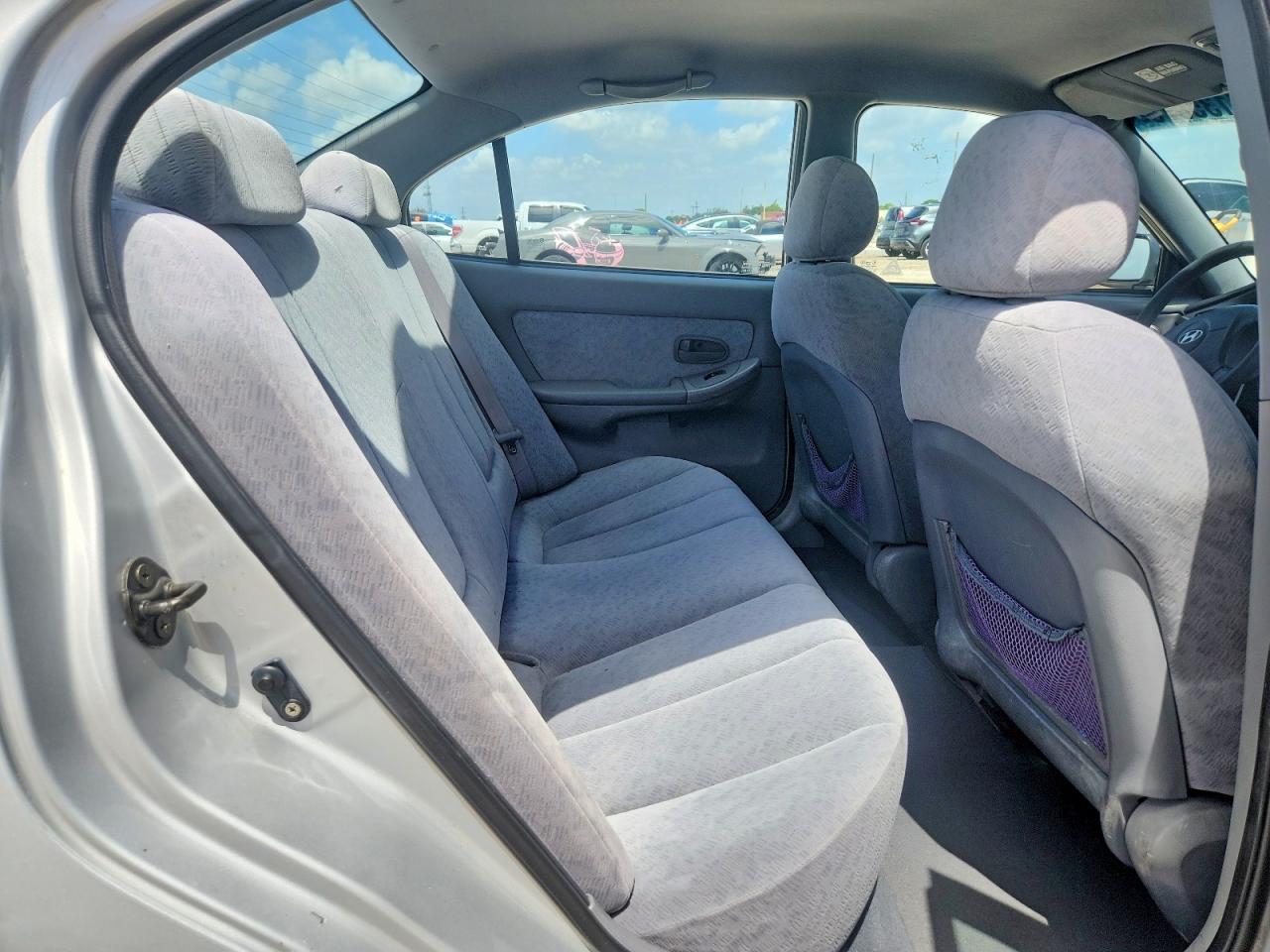2006 Hyundai Elantra Gls Silver vin: KMHDN46D56U226682