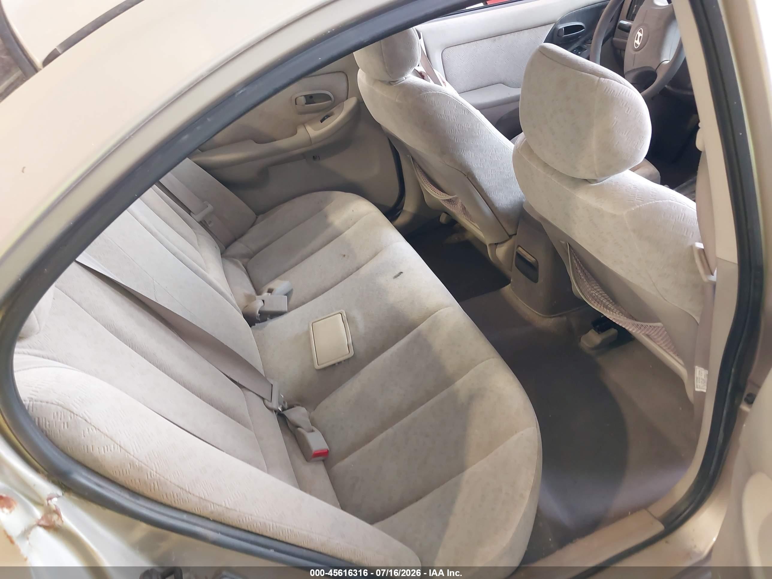 2006 Hyundai Elantra Gls/limited Tan vin: KMHDN46D56U284176