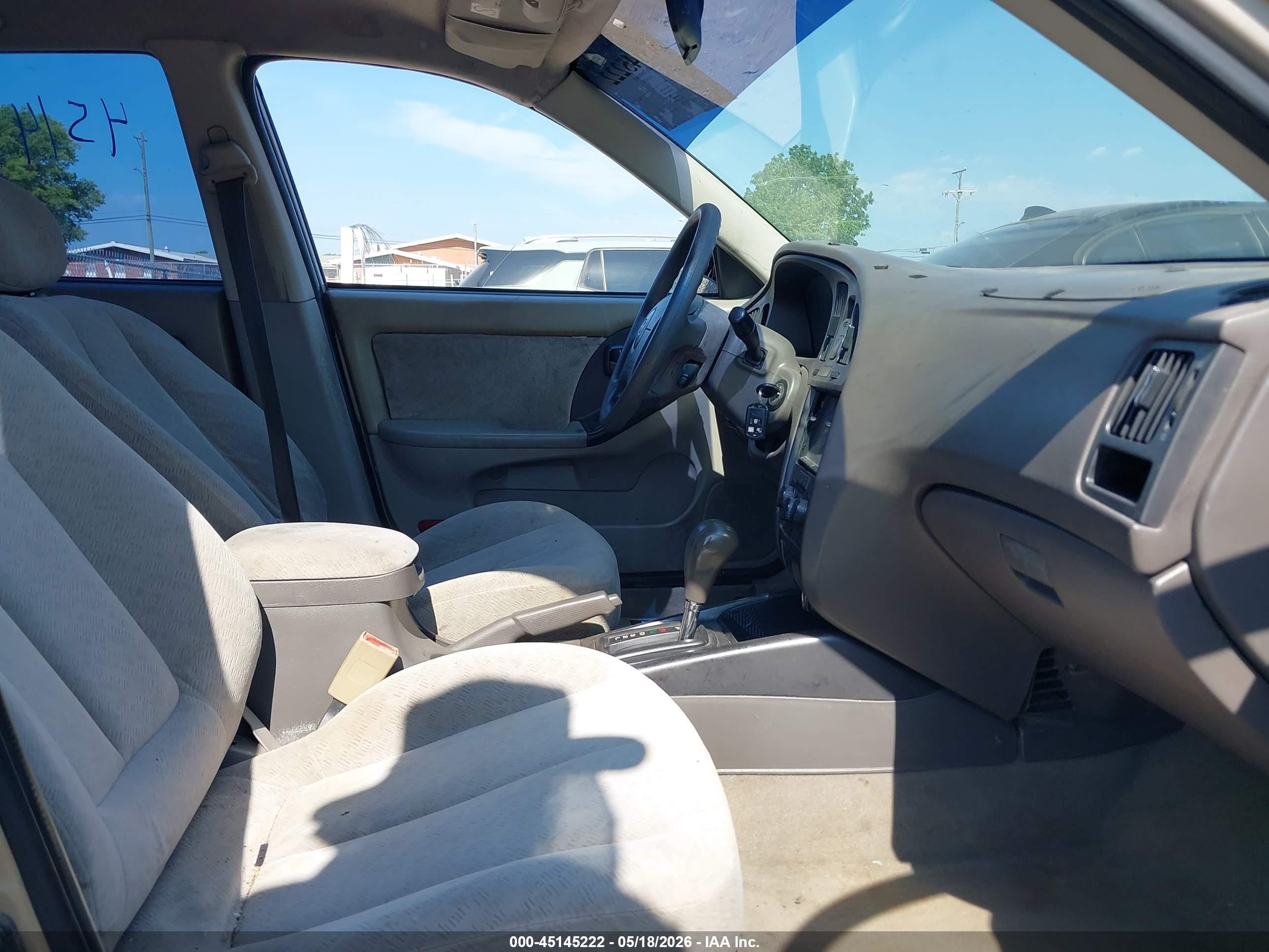 2006 Hyundai Elantra Gls/limited Champagne vin: KMHDN46D56U364335