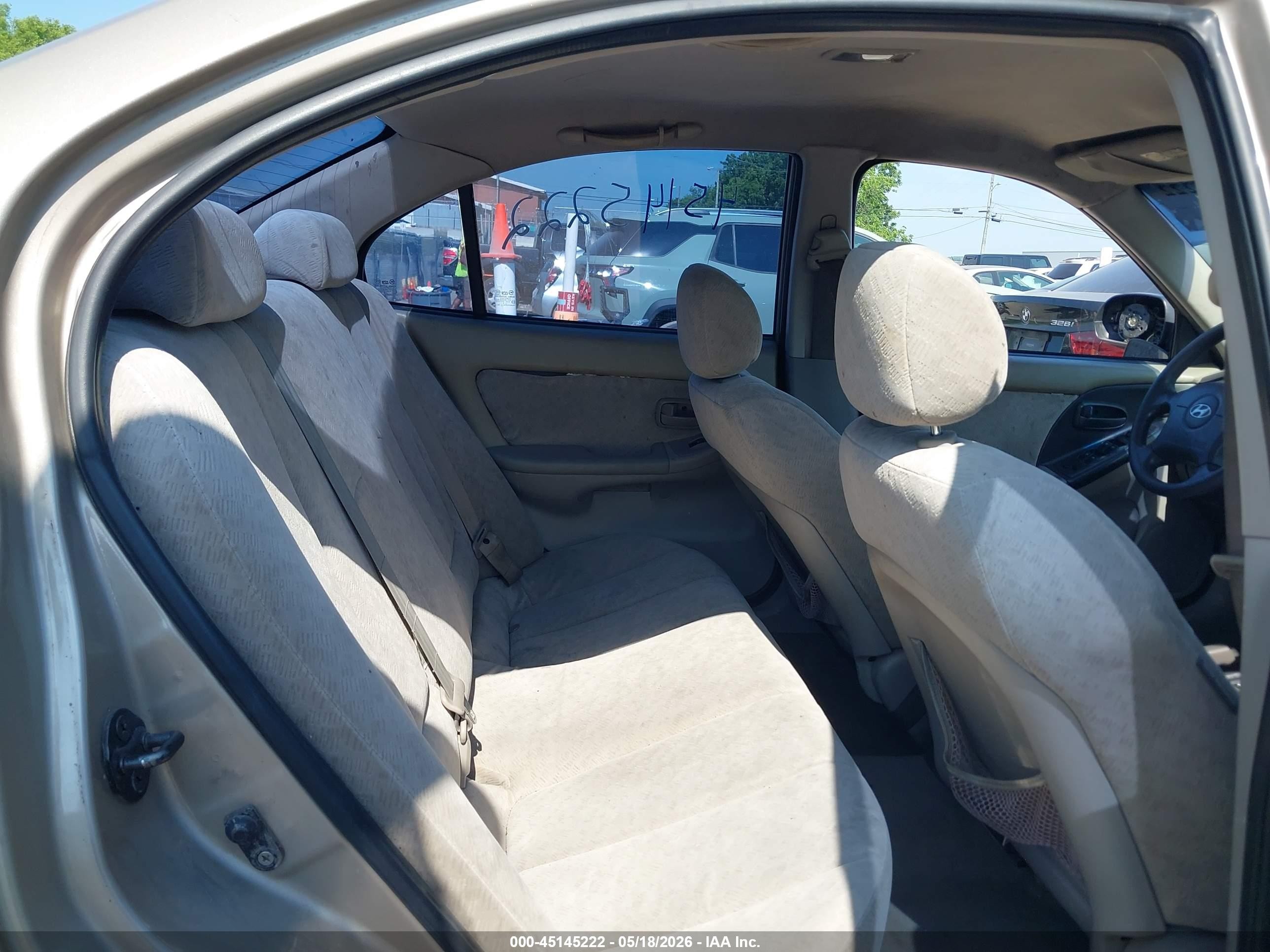 2006 Hyundai Elantra Gls/limited Champagne vin: KMHDN46D56U364335
