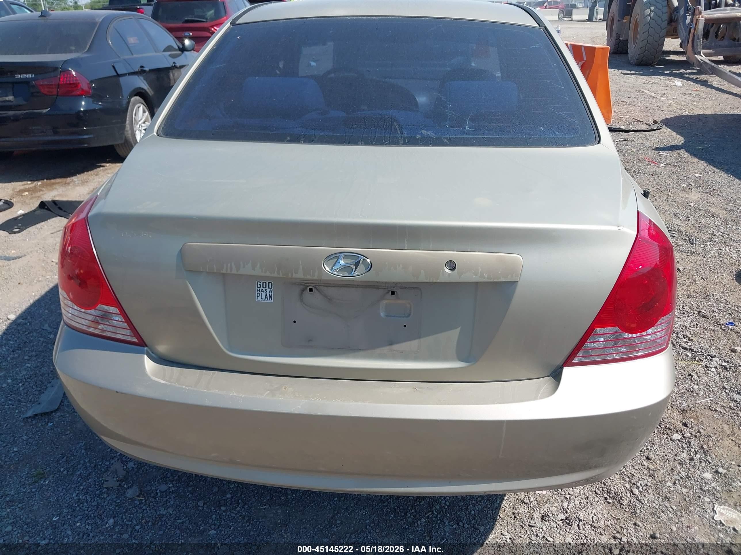 2006 Hyundai Elantra Gls/limited Champagne vin: KMHDN46D56U364335