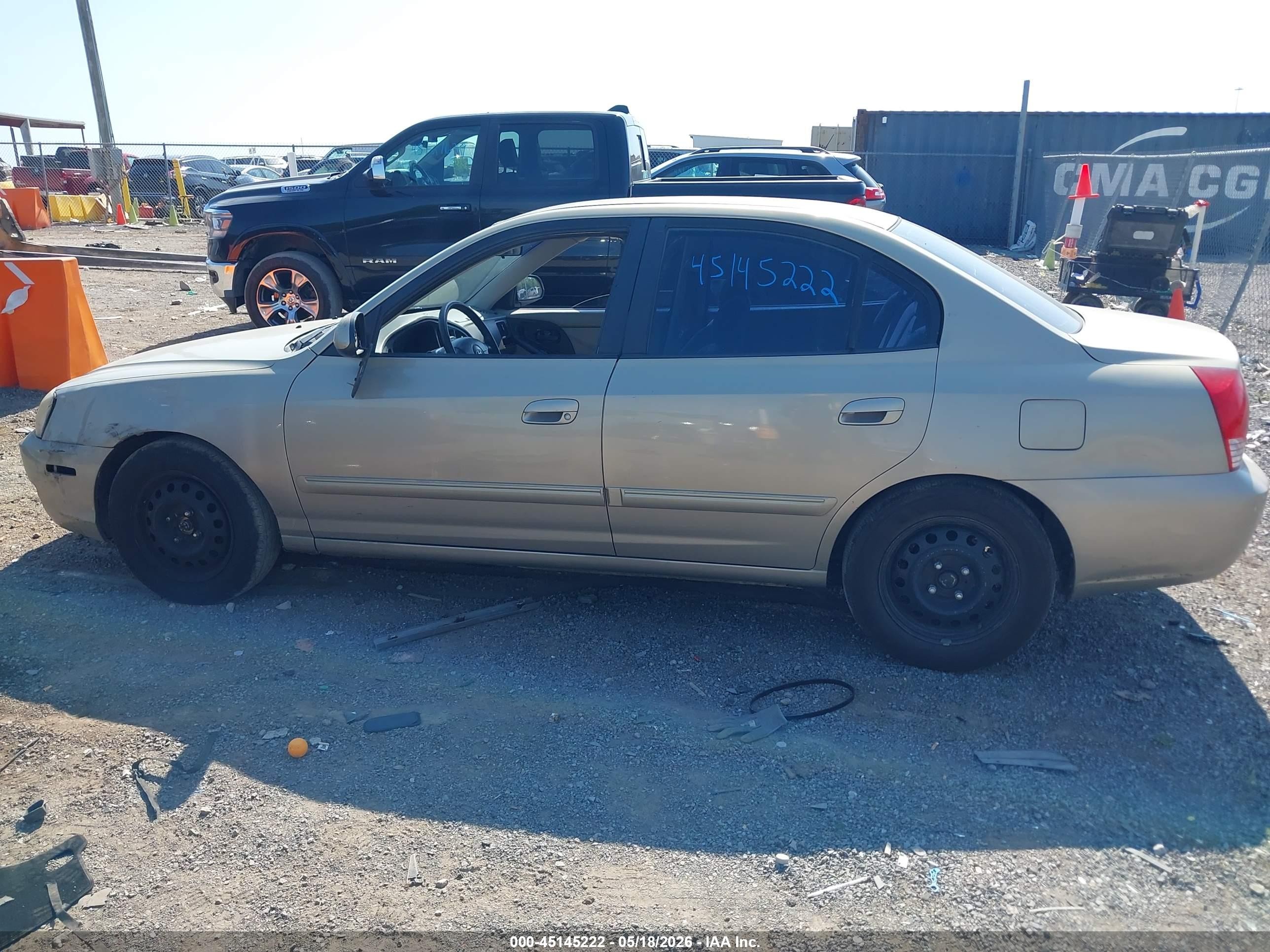 2006 Hyundai Elantra Gls/limited Champagne vin: KMHDN46D56U364335
