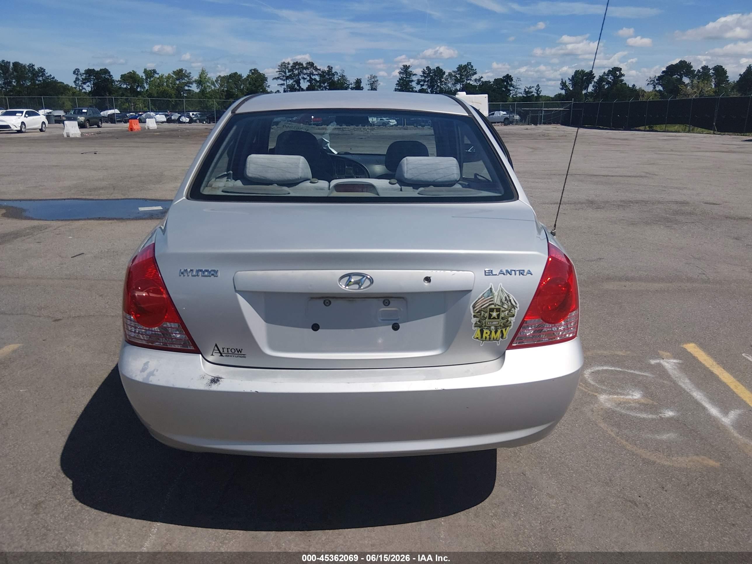 2006 Hyundai Elantra Gls/limited Silver vin: KMHDN46D56U371673