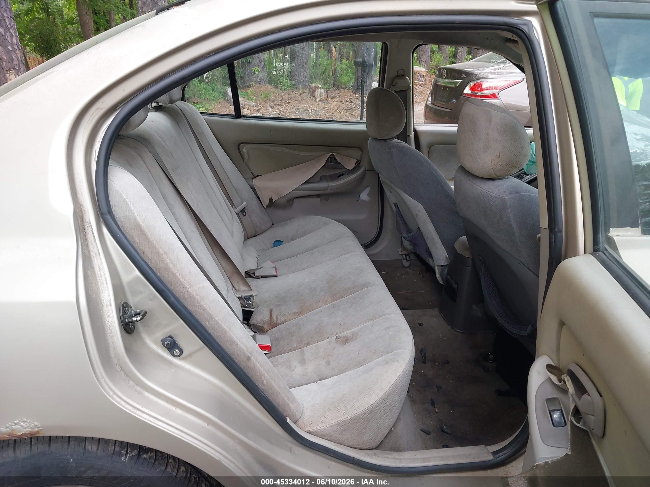 2005 Hyundai Elantra Gls/gt Gold vin: KMHDN46D65U063880