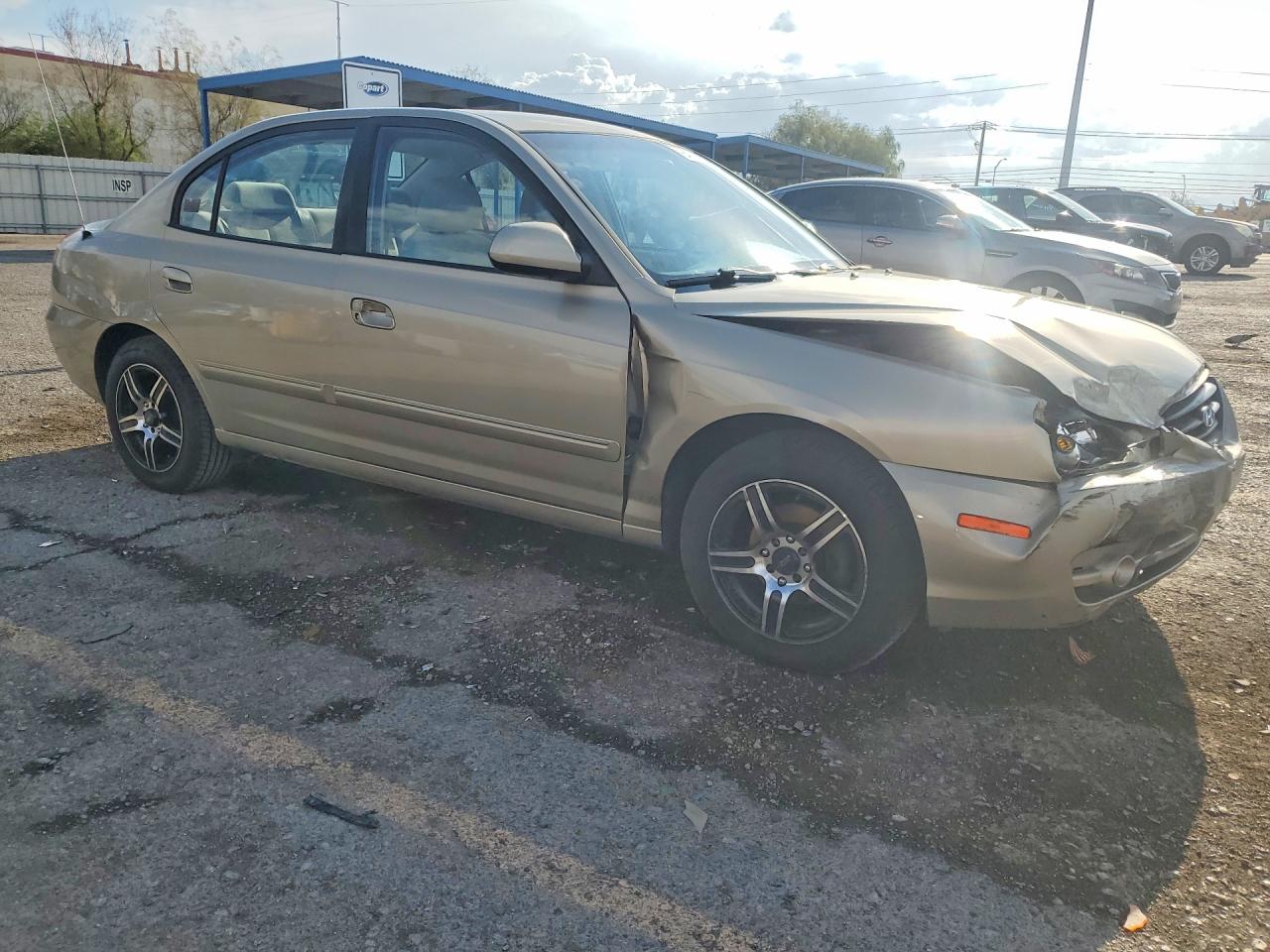 2005 Hyundai Elantra Gls Gold vin: KMHDN46D65U106775