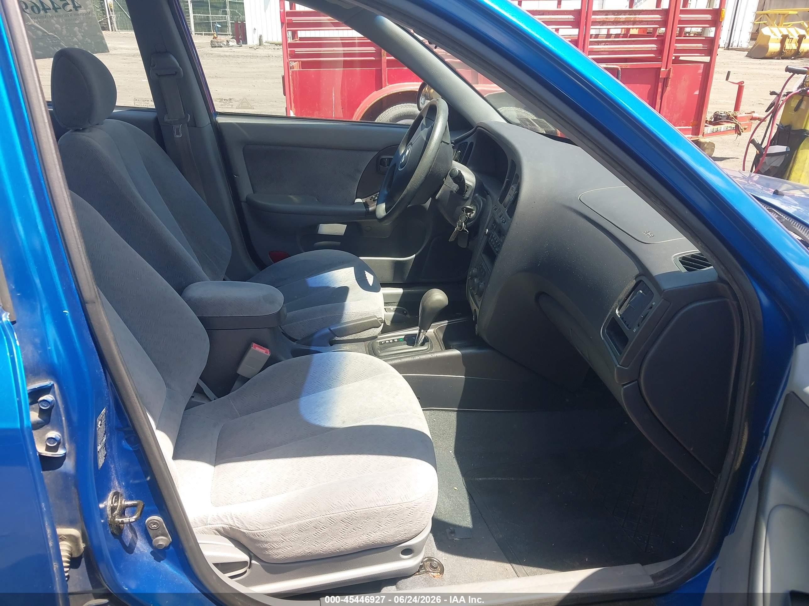 2005 Hyundai Elantra Gls/gt Blue vin: KMHDN46D65U977630