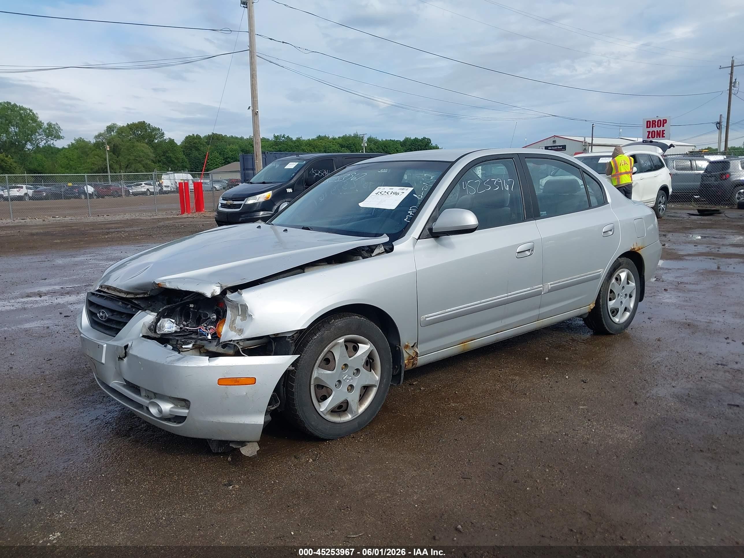 2006 Hyundai Elantra Gls/limited Silver vin: KMHDN46D66U232068