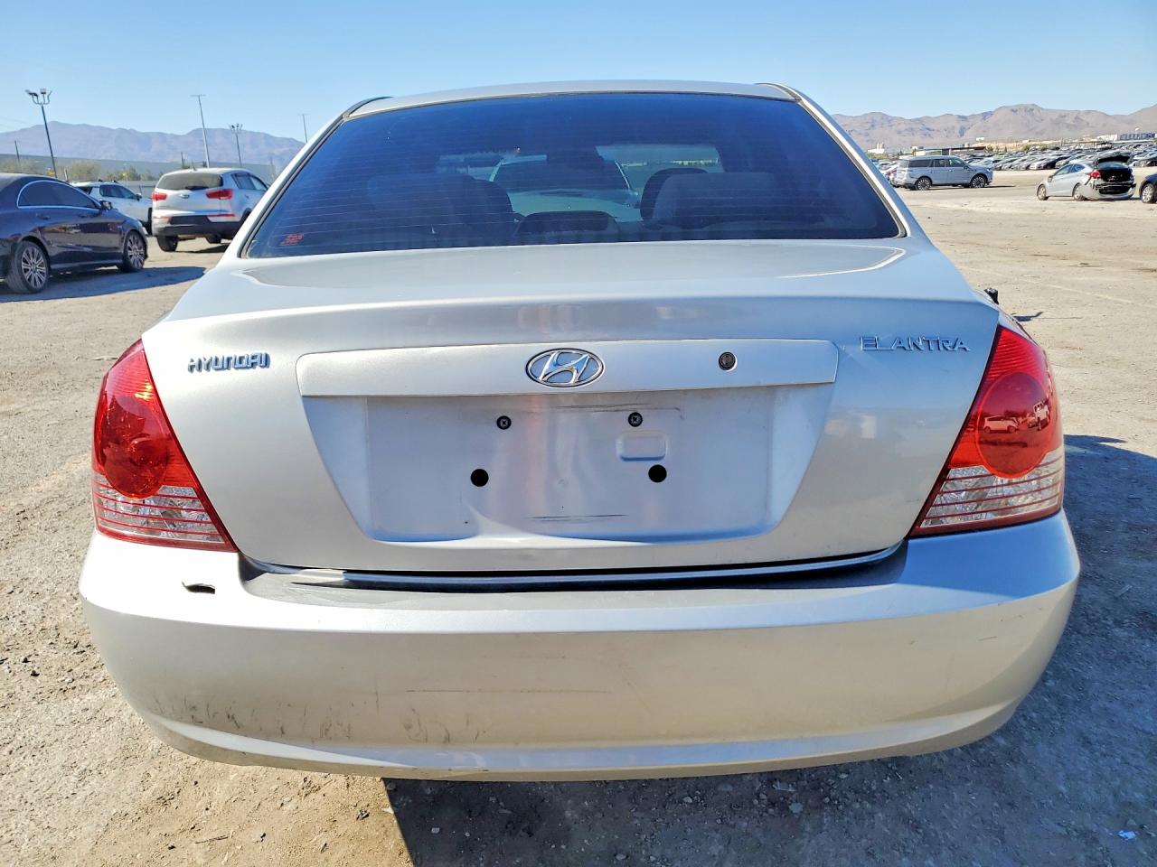 2006 Hyundai Elantra Gls Silver vin: KMHDN46D66U278483