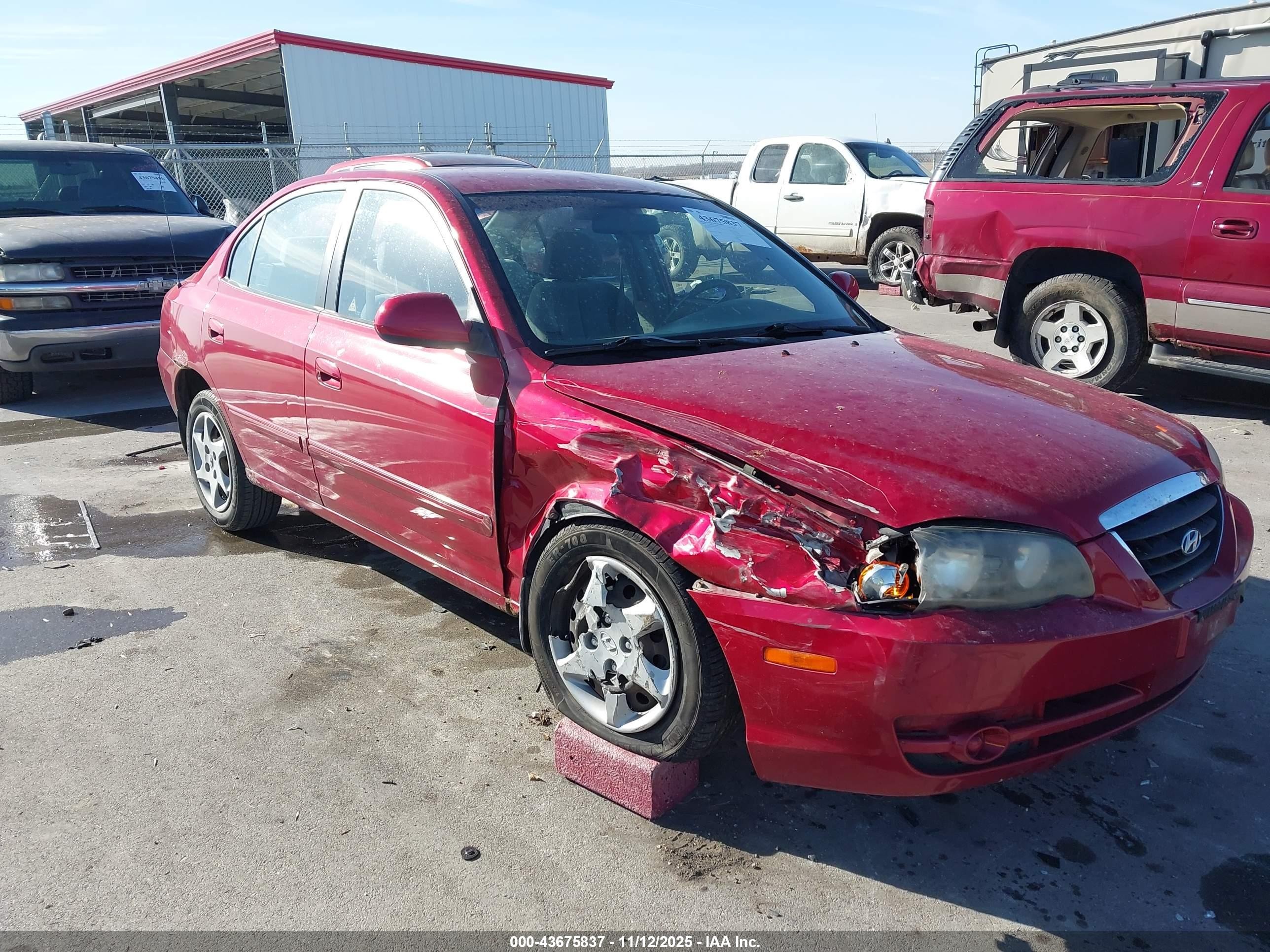 2004 Hyundai Elantra Gls/gt Red vin: KMHDN46D74U754222