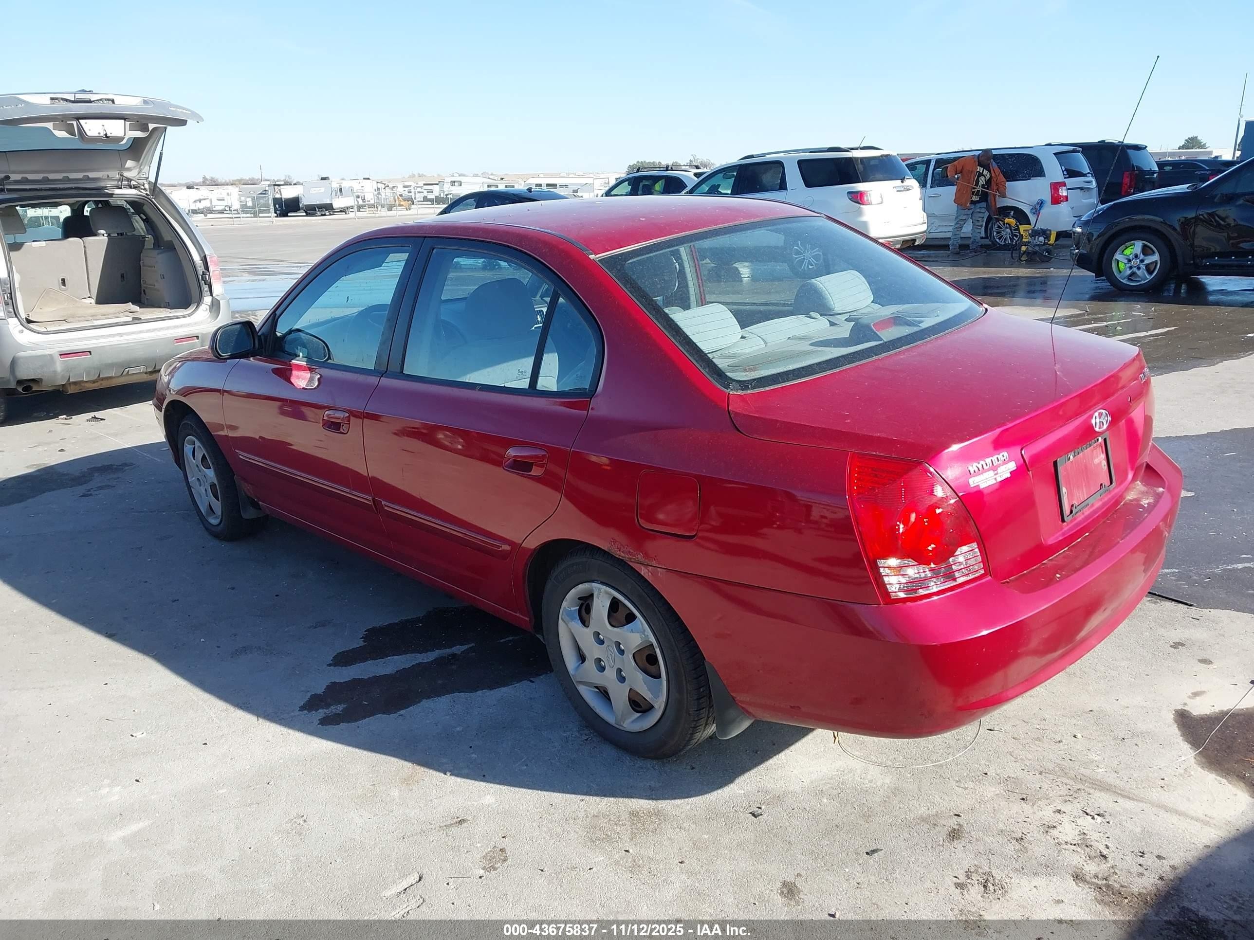 2004 Hyundai Elantra Gls/gt Red vin: KMHDN46D74U754222