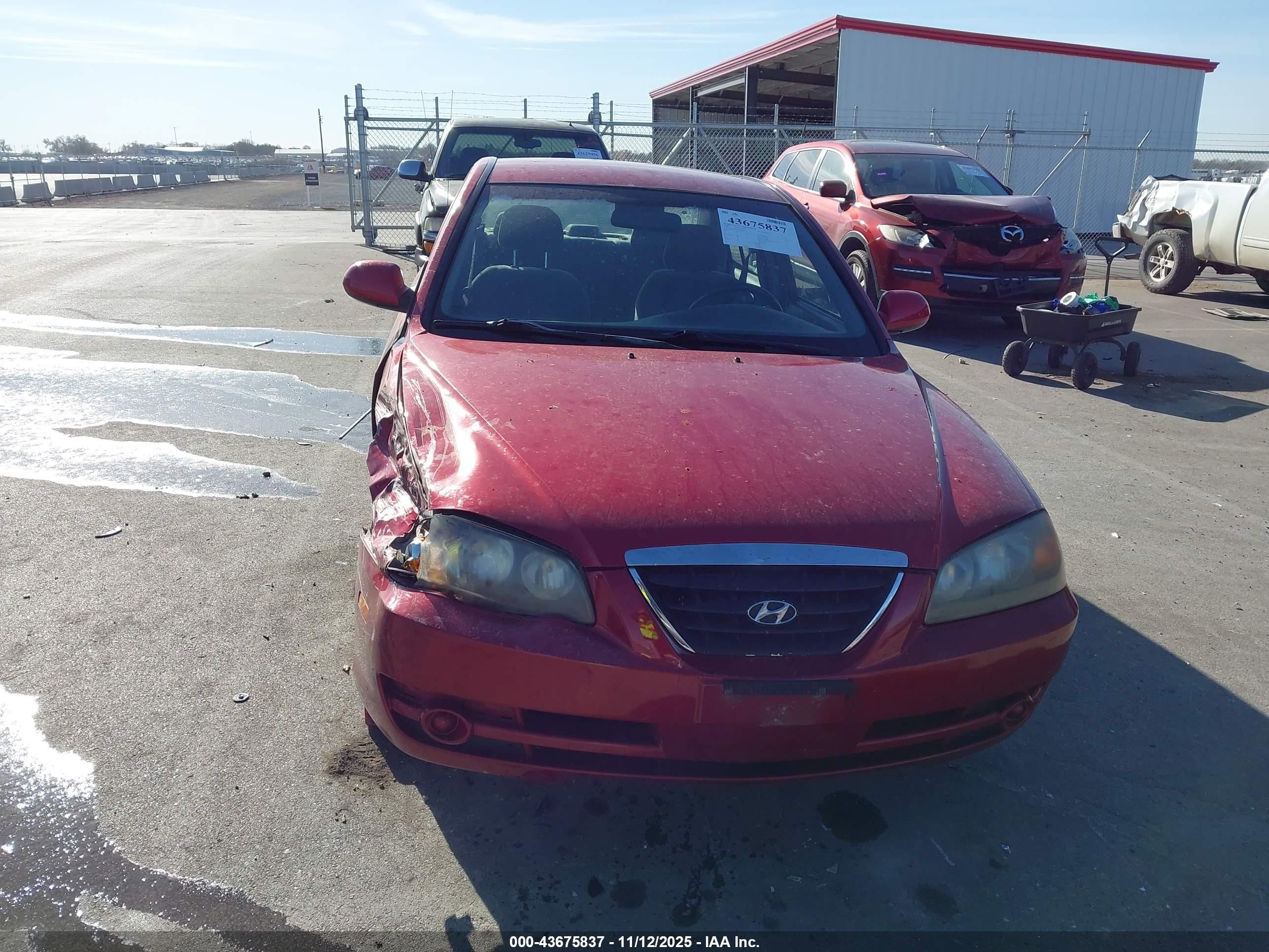 2004 Hyundai Elantra Gls/gt Red vin: KMHDN46D74U754222