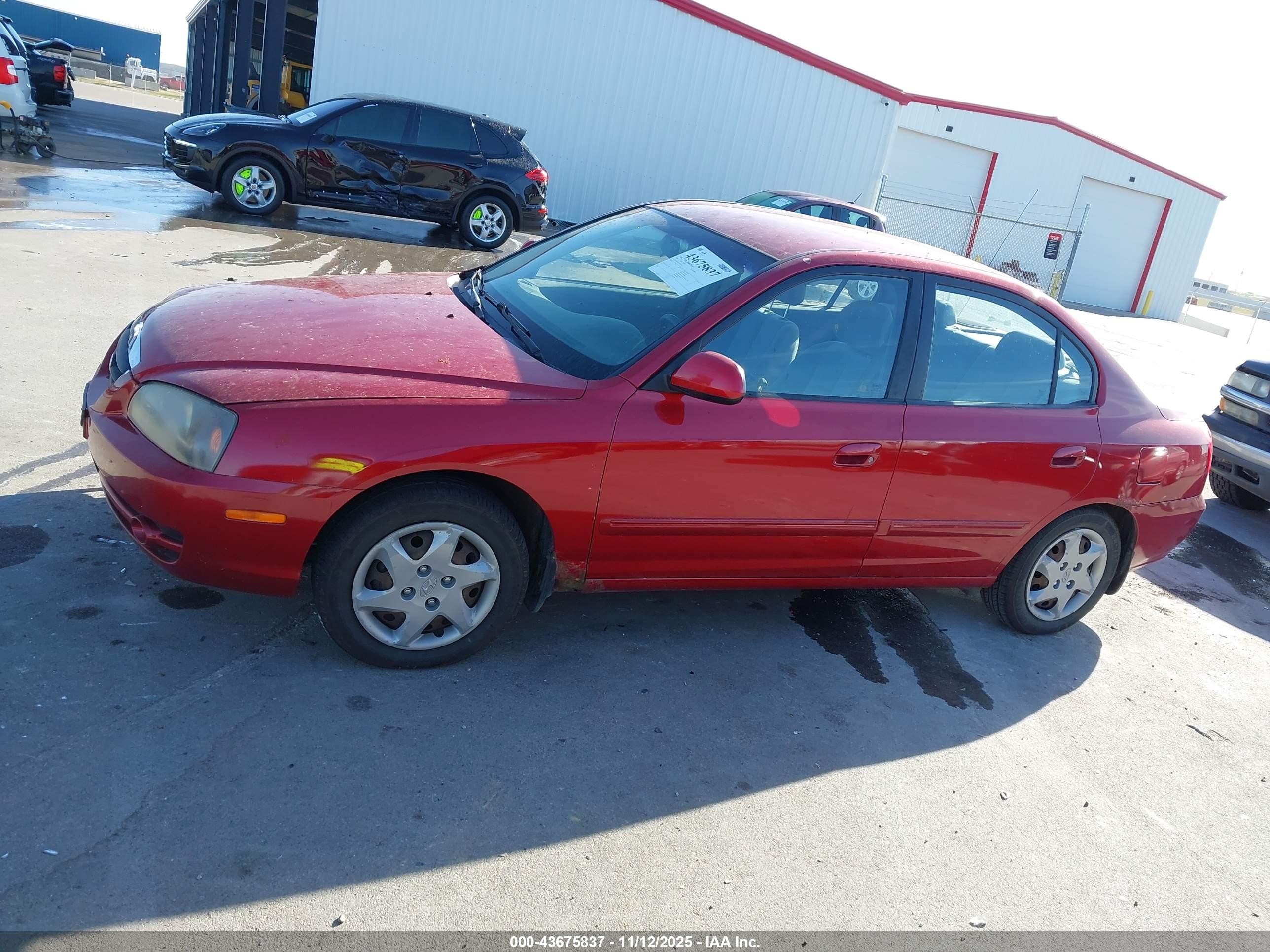 2004 Hyundai Elantra Gls/gt Red vin: KMHDN46D74U754222