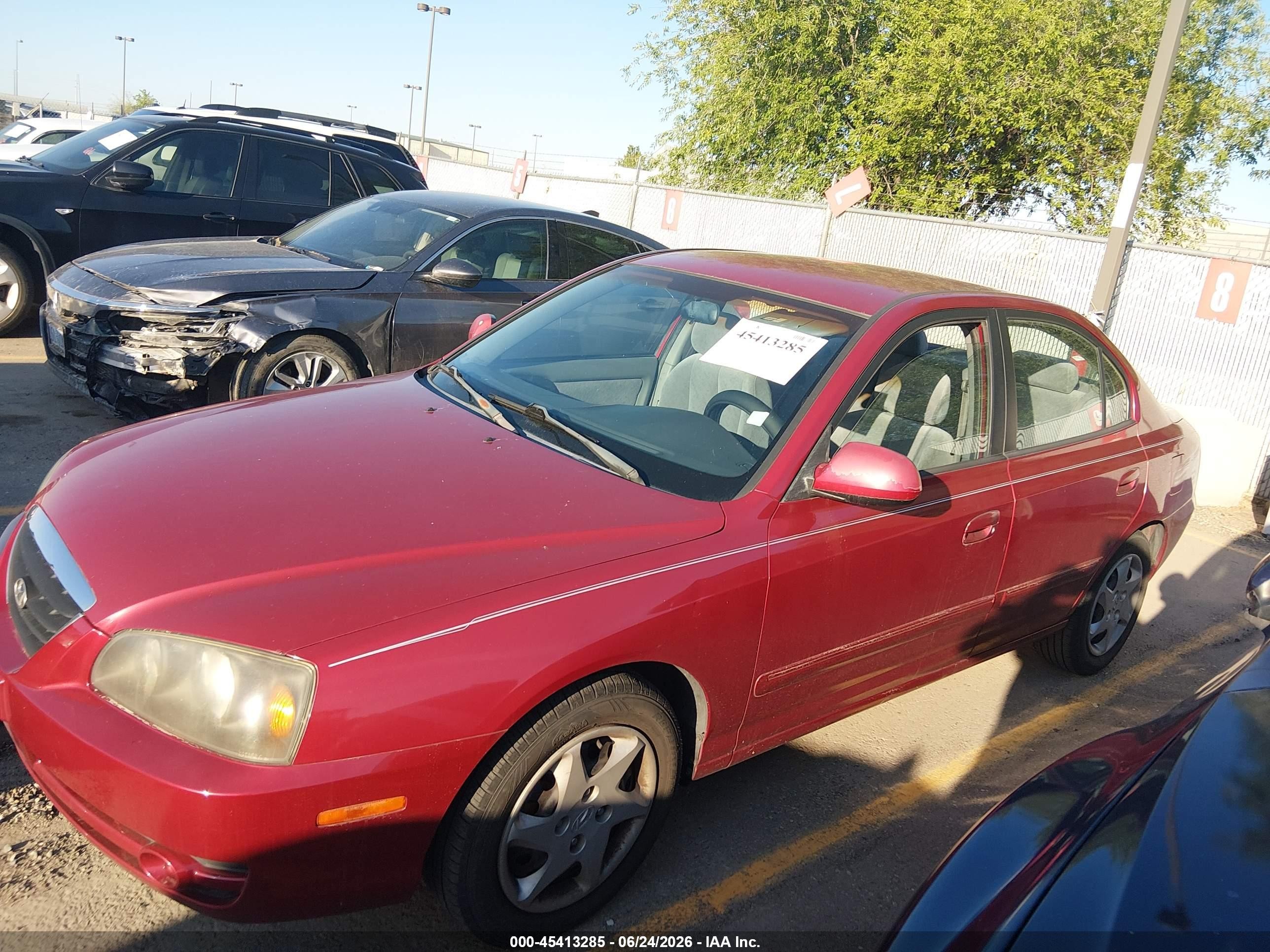 2004 Hyundai Elantra Gls/gt Красный vin: KMHDN46D74U910601