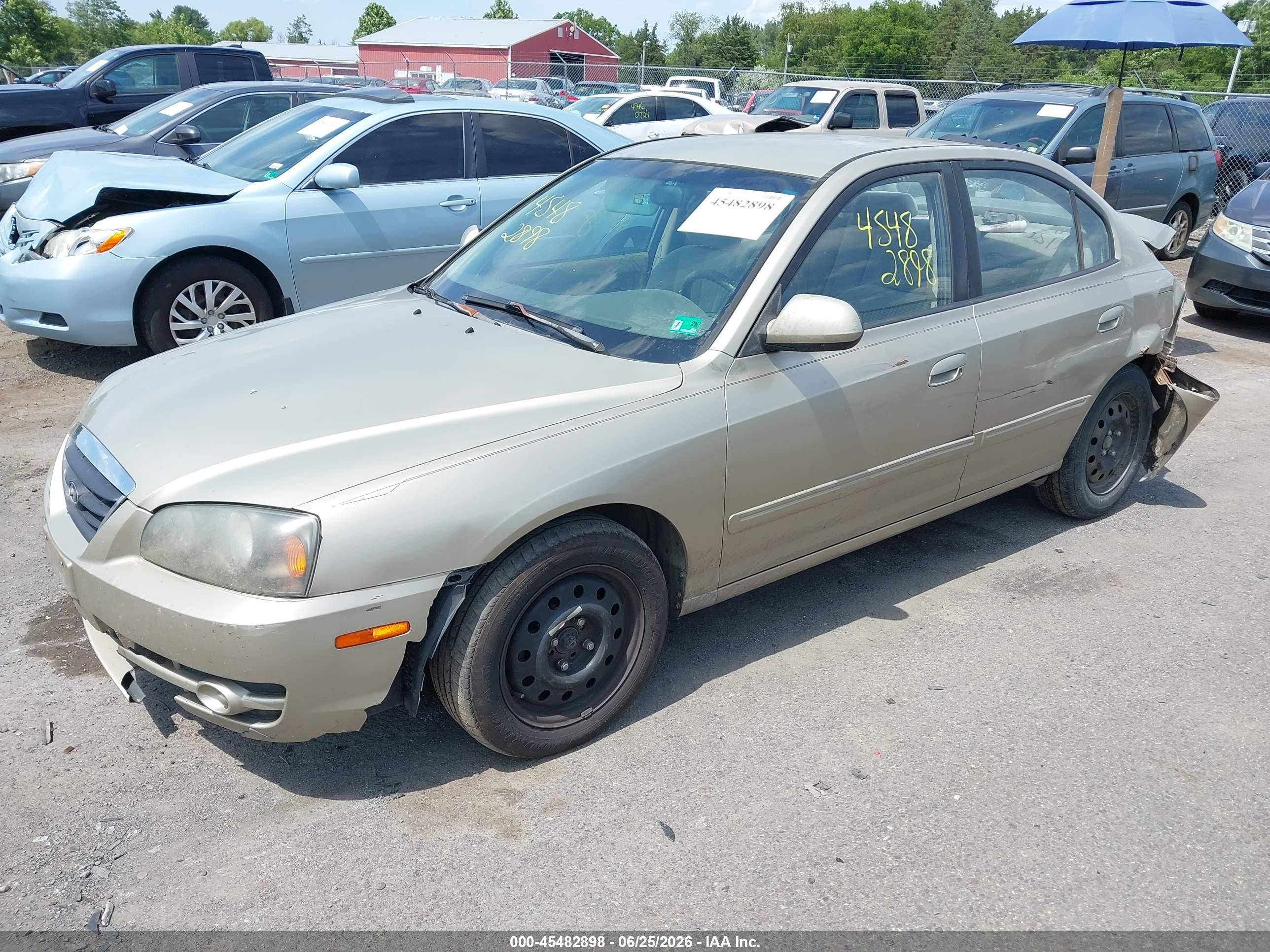 2005 Hyundai Elantra Gls/gt Gold vin: KMHDN46D75U195286