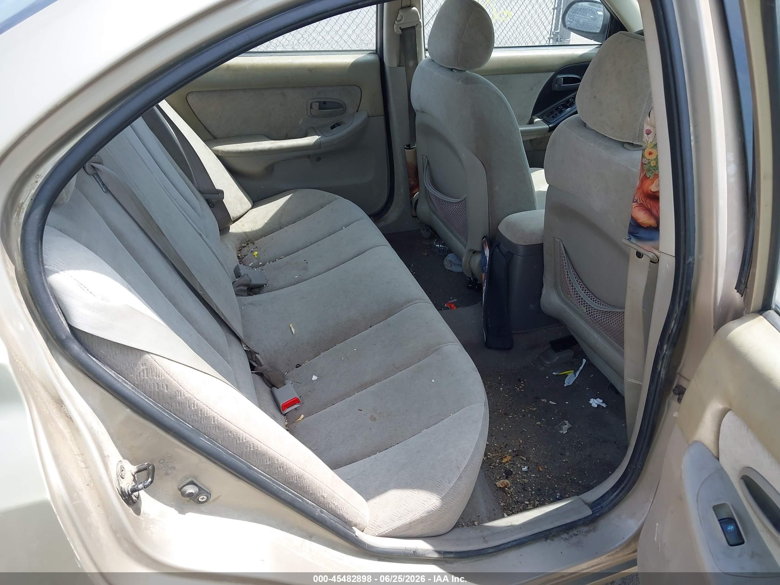 2005 Hyundai Elantra Gls/gt Gold vin: KMHDN46D75U195286