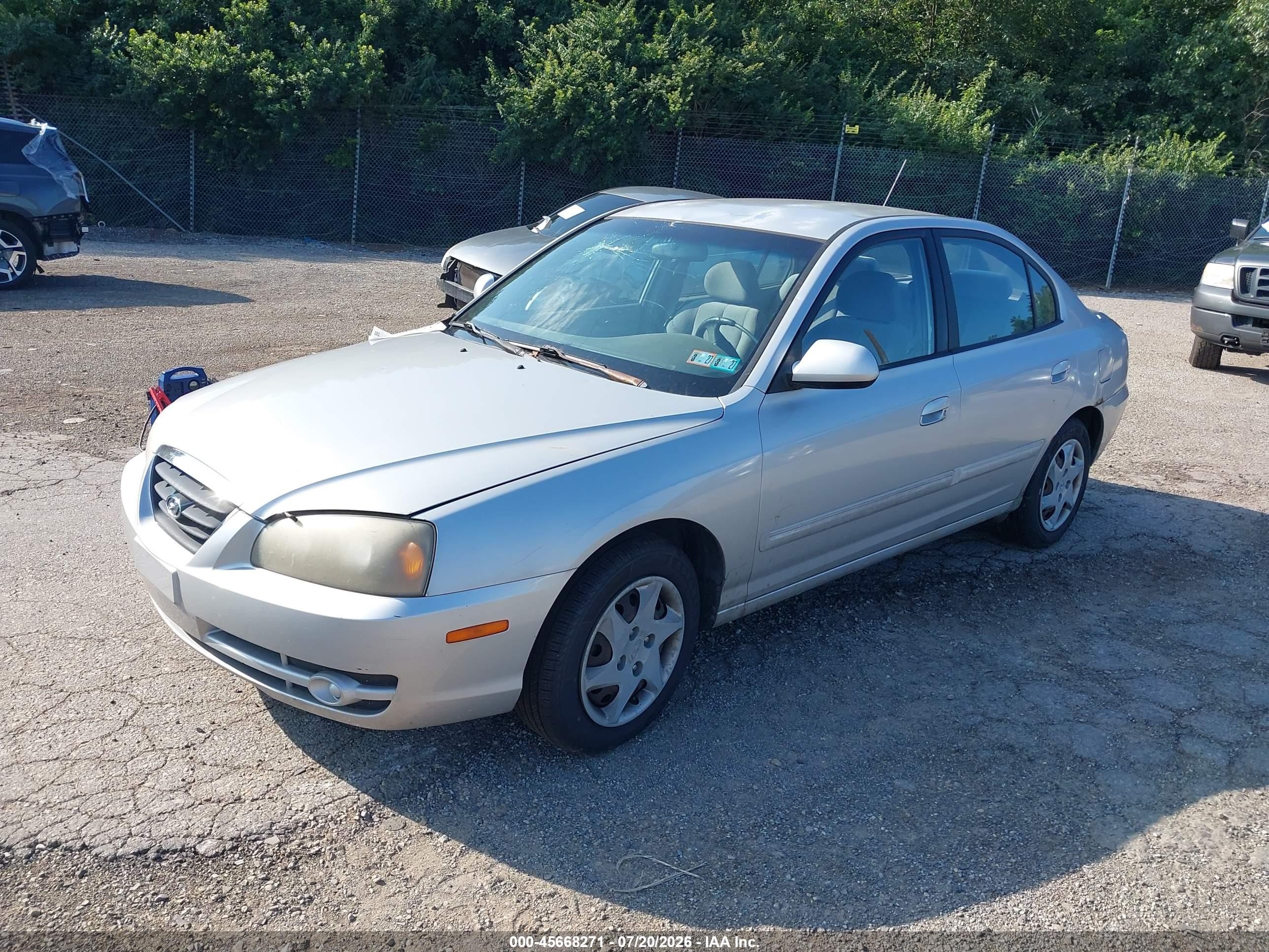 2004 Hyundai Elantra Gls/gt Silver vin: KMHDN46D84U771661