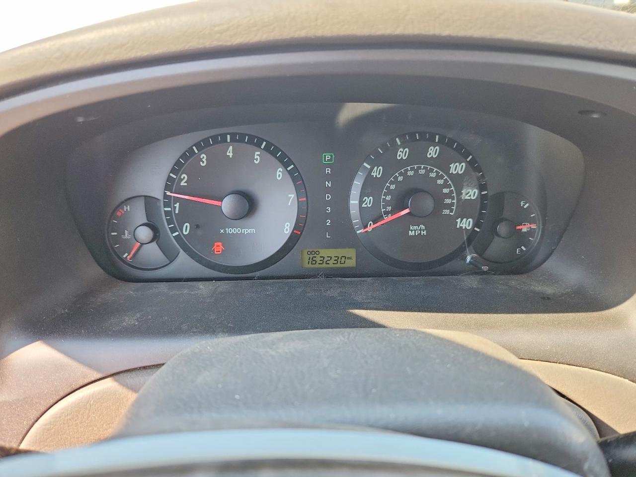 2005 Hyundai Elantra Gls Белый vin: KMHDN46D85U037538