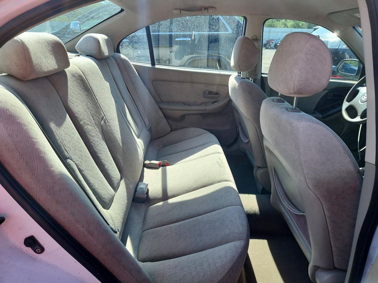 2005 Hyundai Elantra Gls Белый vin: KMHDN46D85U037538