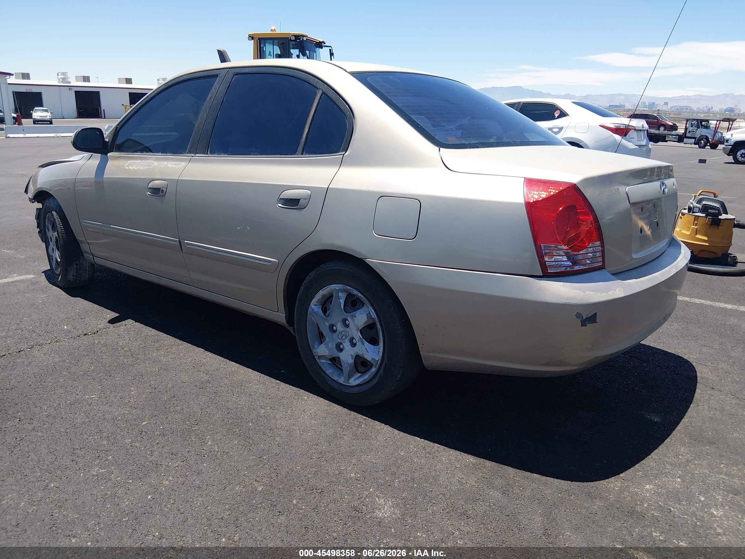2005 Hyundai Elantra Gls/gt Gold vin: KMHDN46D85U087436