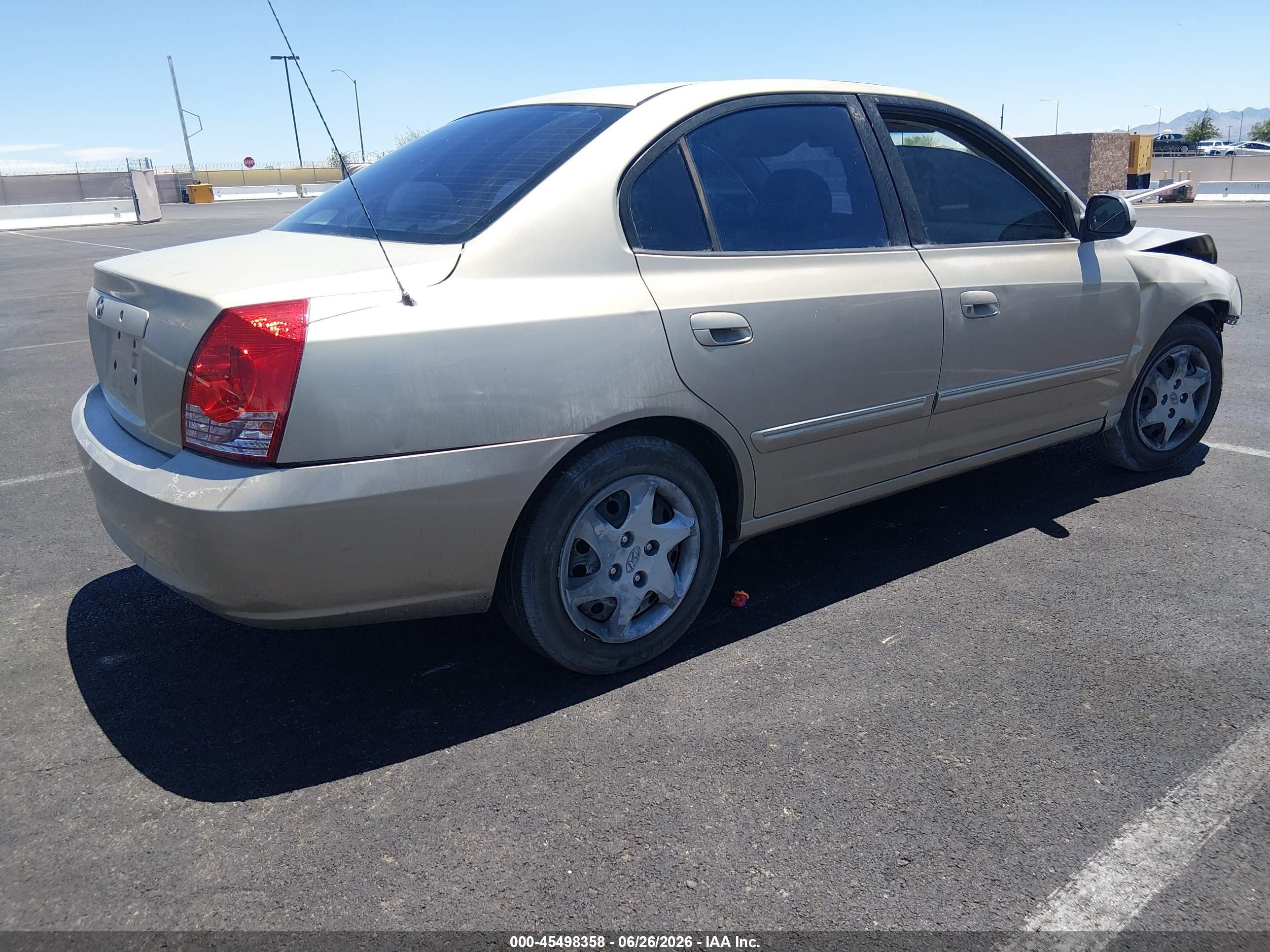2005 Hyundai Elantra Gls/gt Gold vin: KMHDN46D85U087436