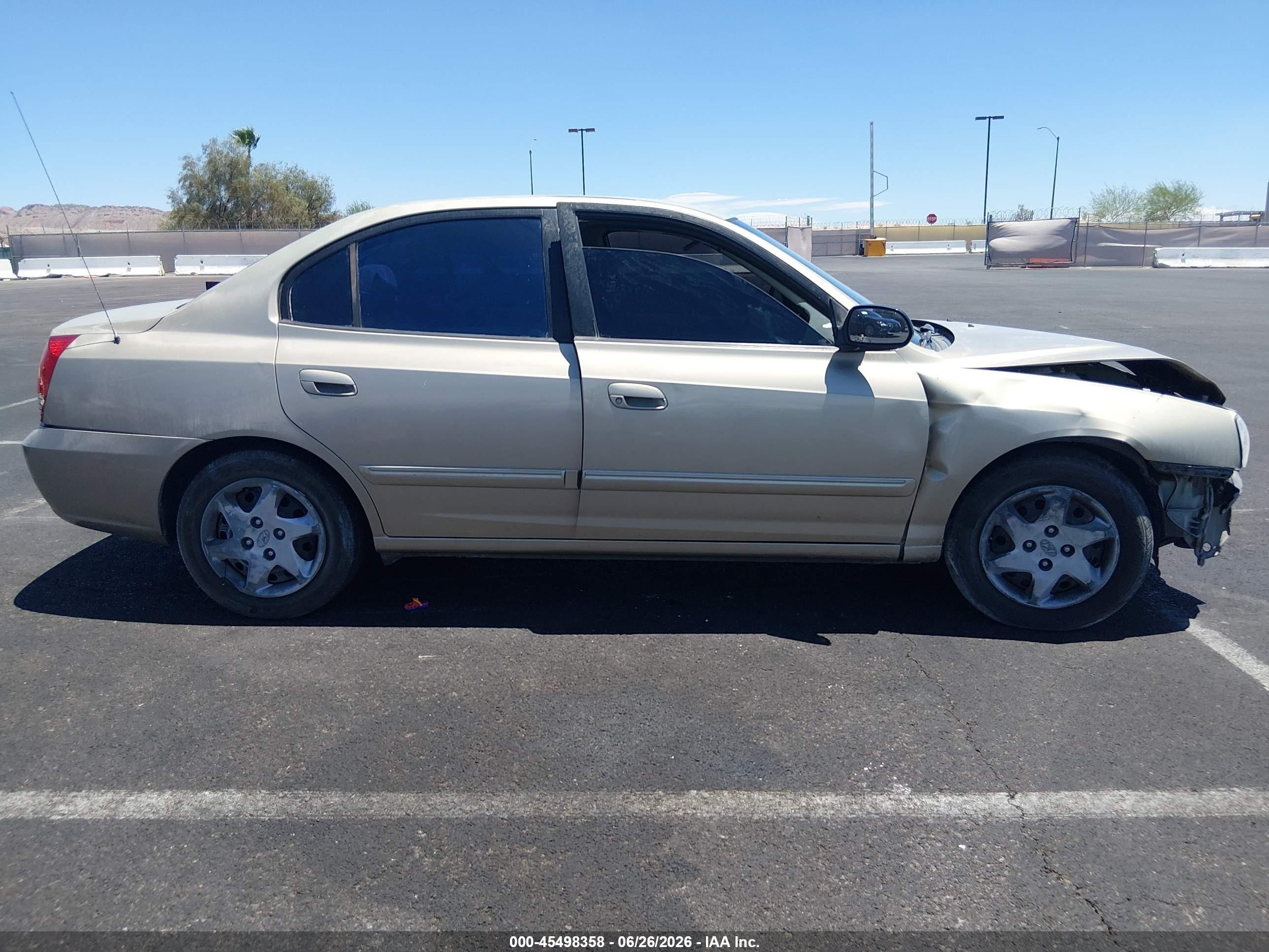 2005 Hyundai Elantra Gls/gt Gold vin: KMHDN46D85U087436