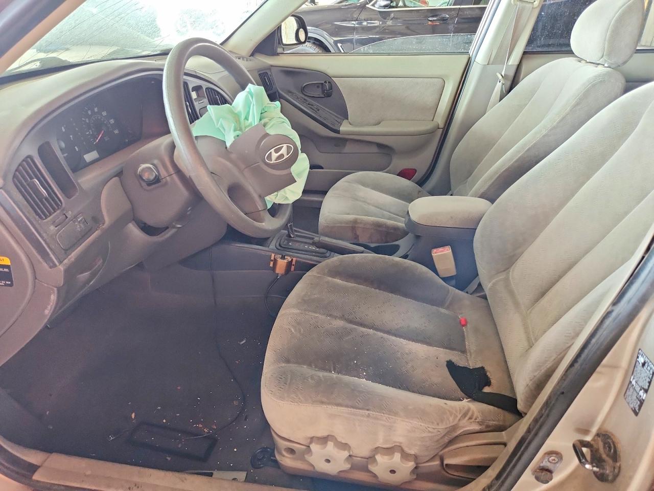 2005 Hyundai Elantra Gls Tan vin: KMHDN46D85U172387