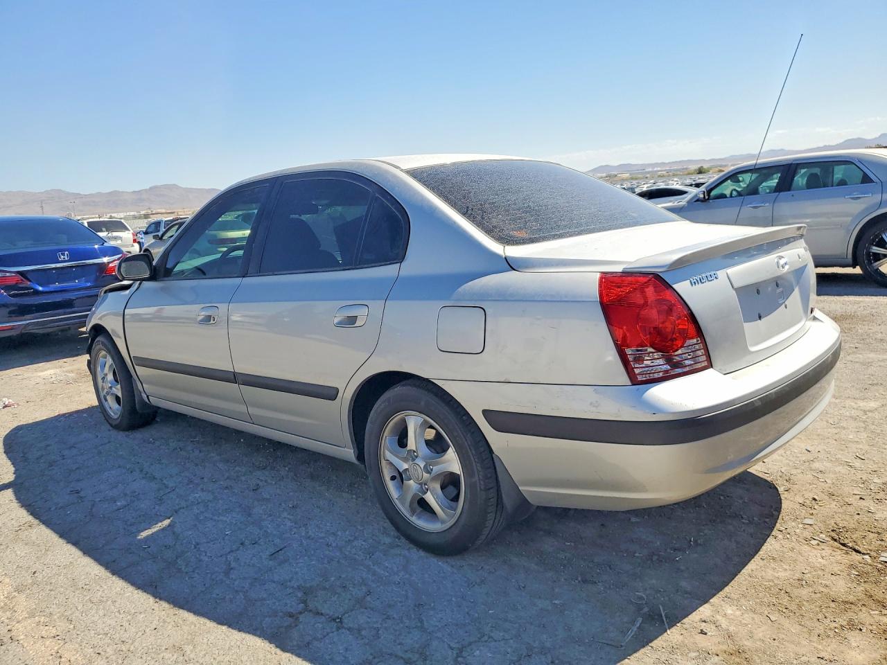 2005 Hyundai Elantra Gls Silver vin: KMHDN46D85U940191