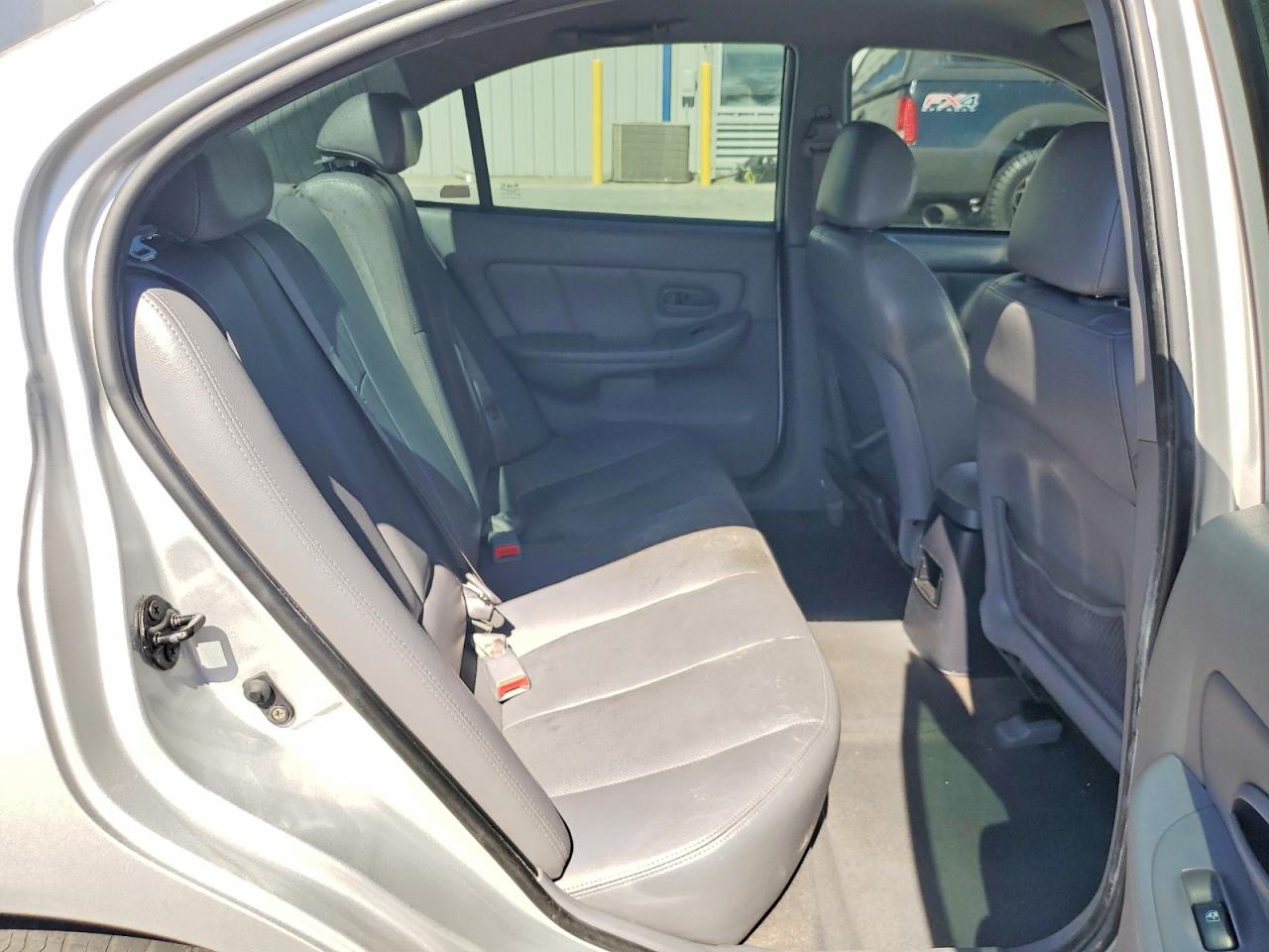 2005 Hyundai Elantra Gls Silver vin: KMHDN46D85U940191