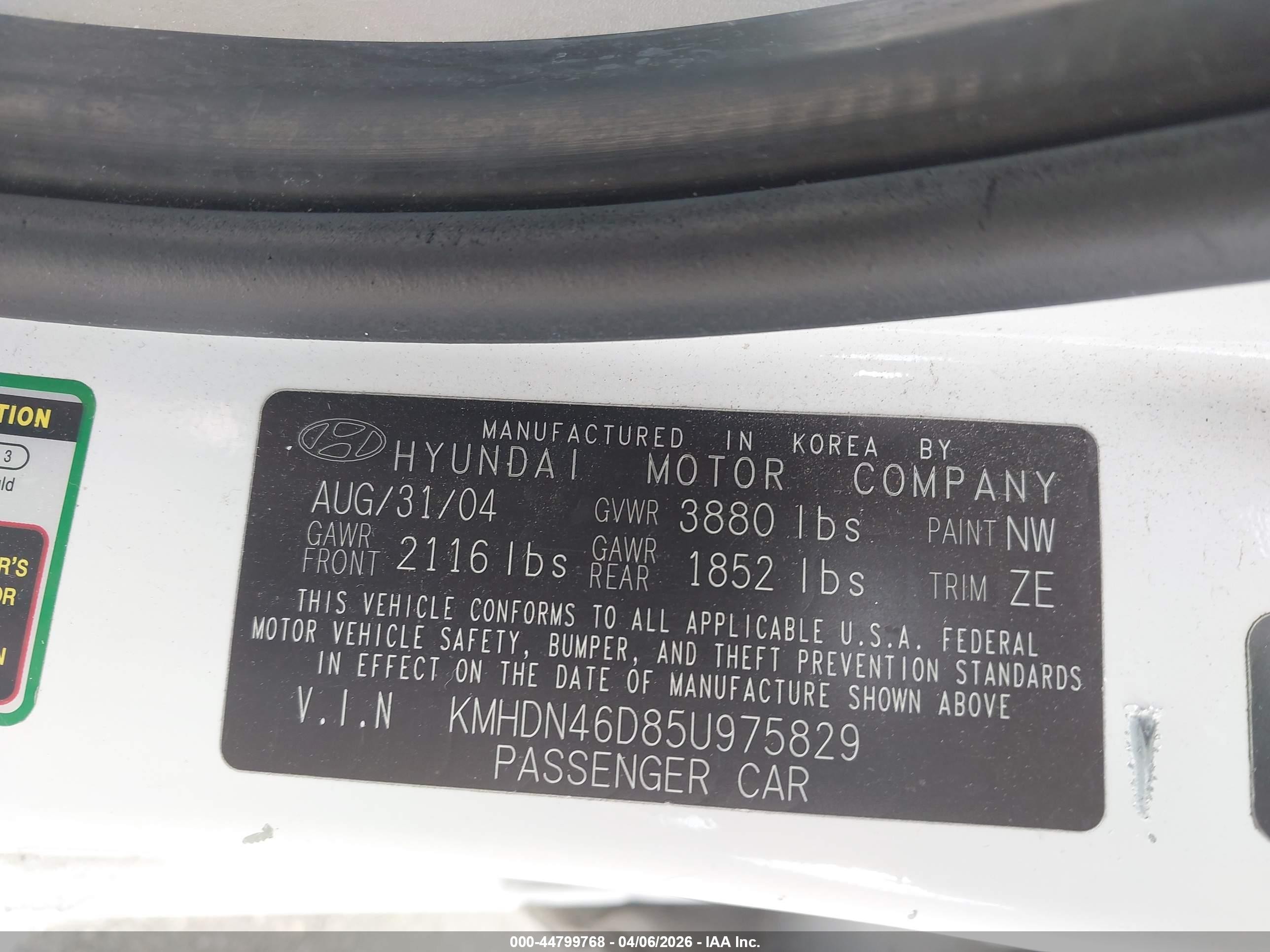 2005 Hyundai Elantra Gls/gt White vin: KMHDN46D85U975829