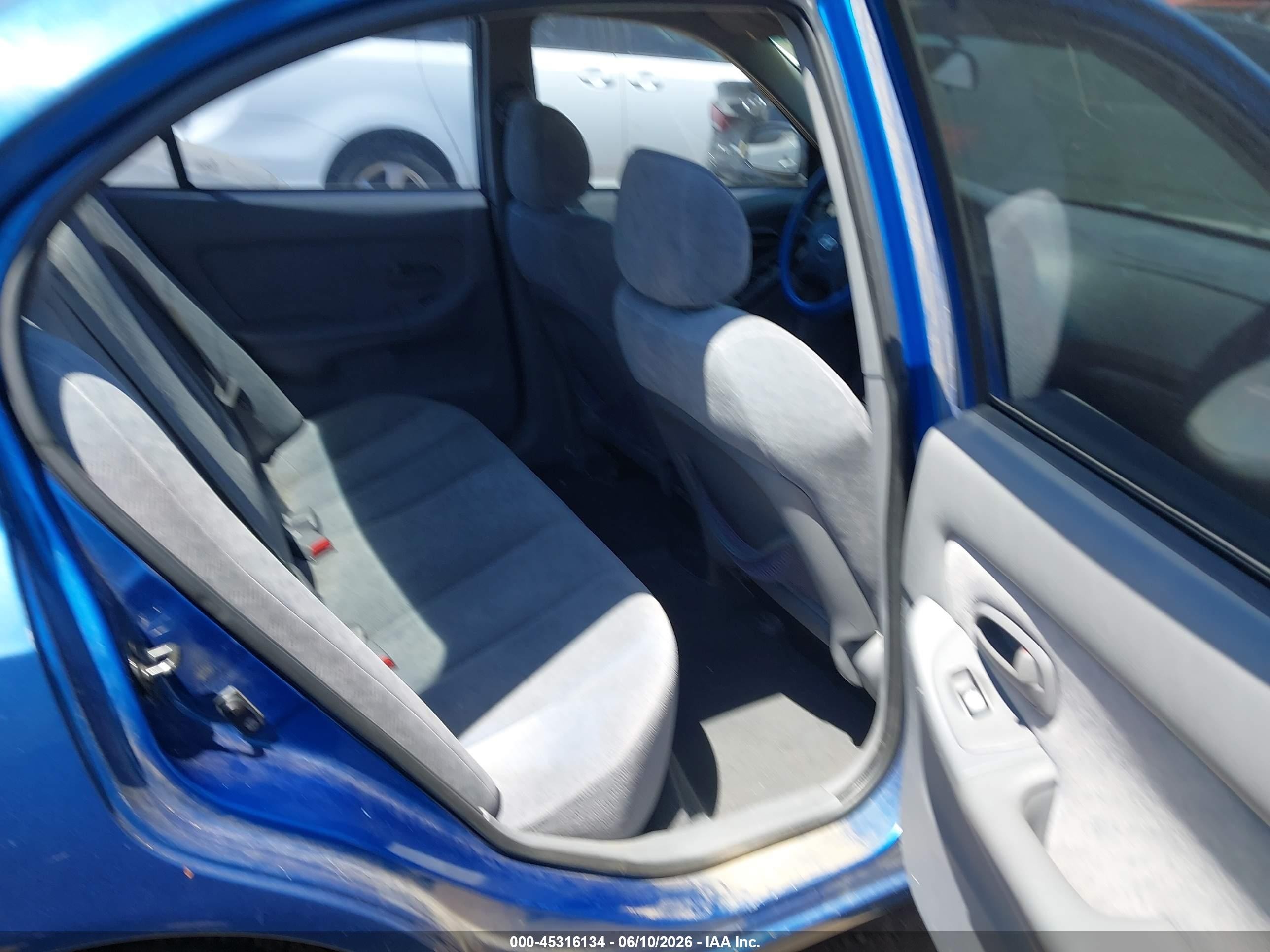 2006 Hyundai Elantra Gls/limited Blue vin: KMHDN46D86U233111