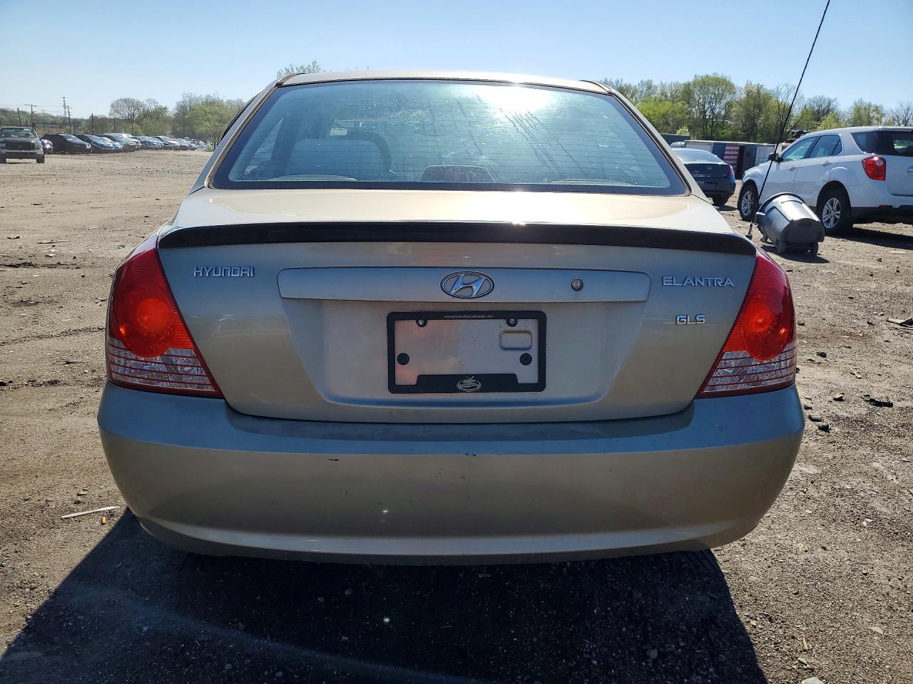 2006 Hyundai Elantra Gls Tan vin: KMHDN46D86U359369