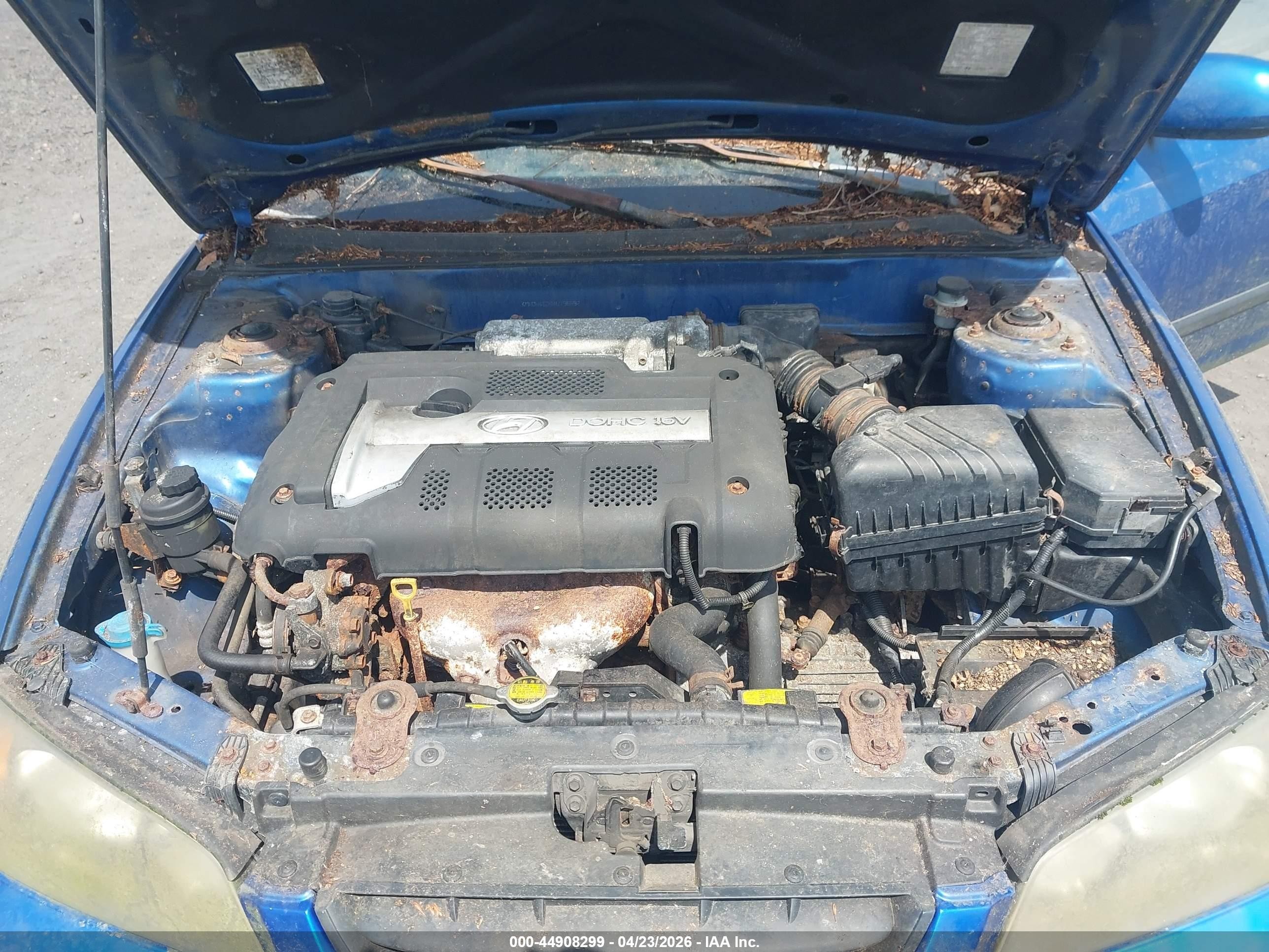 2004 Hyundai Elantra Gls/gt Blue vin: KMHDN46D94U756652