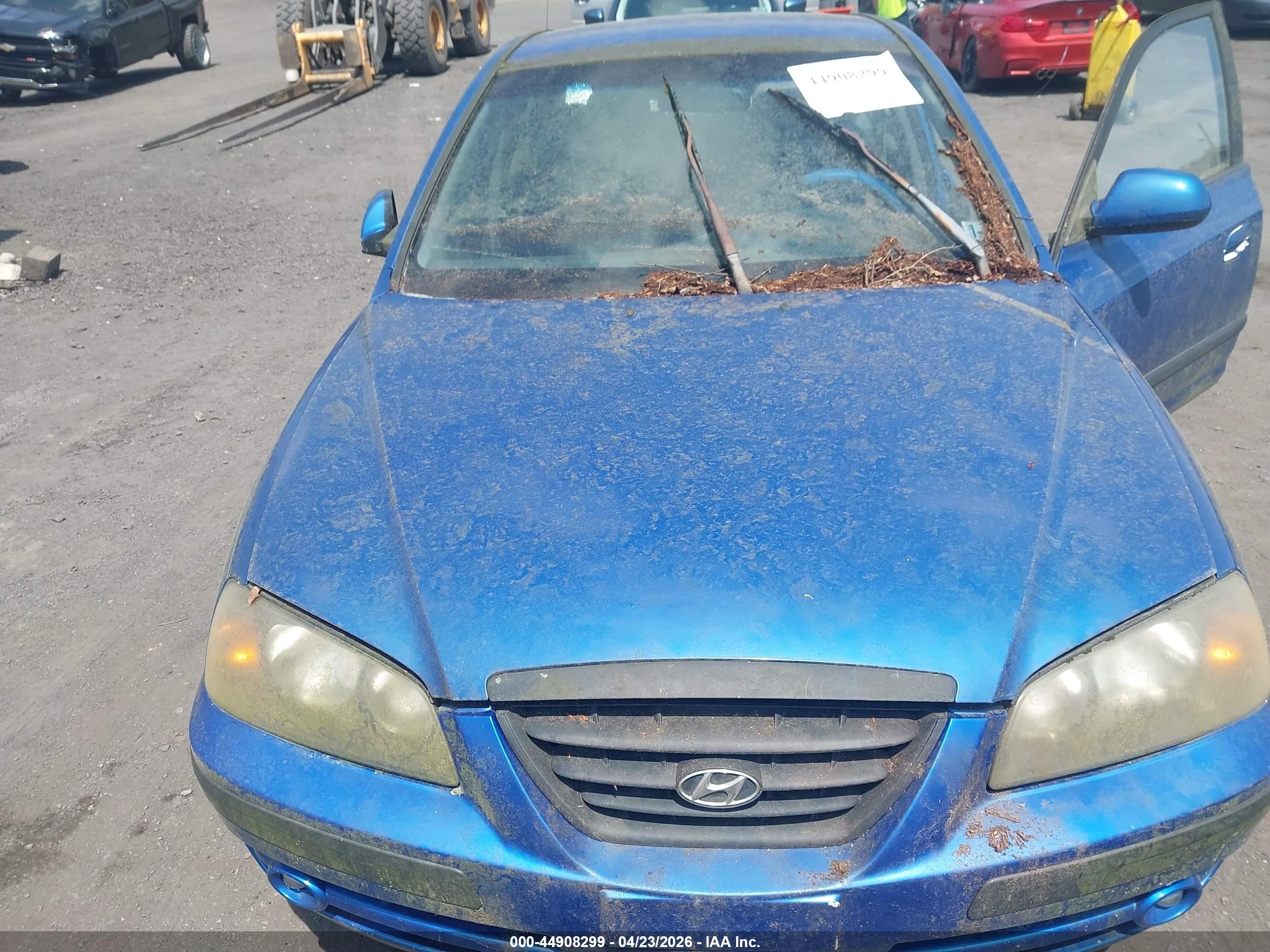2004 Hyundai Elantra Gls/gt Blue vin: KMHDN46D94U756652