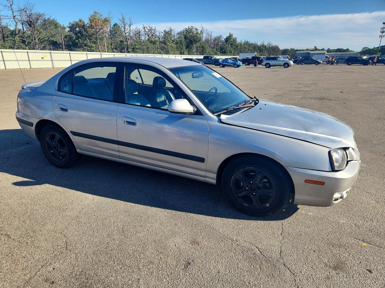 2004 Hyundai Elantra Gls Silver vin: KMHDN46D94U805526