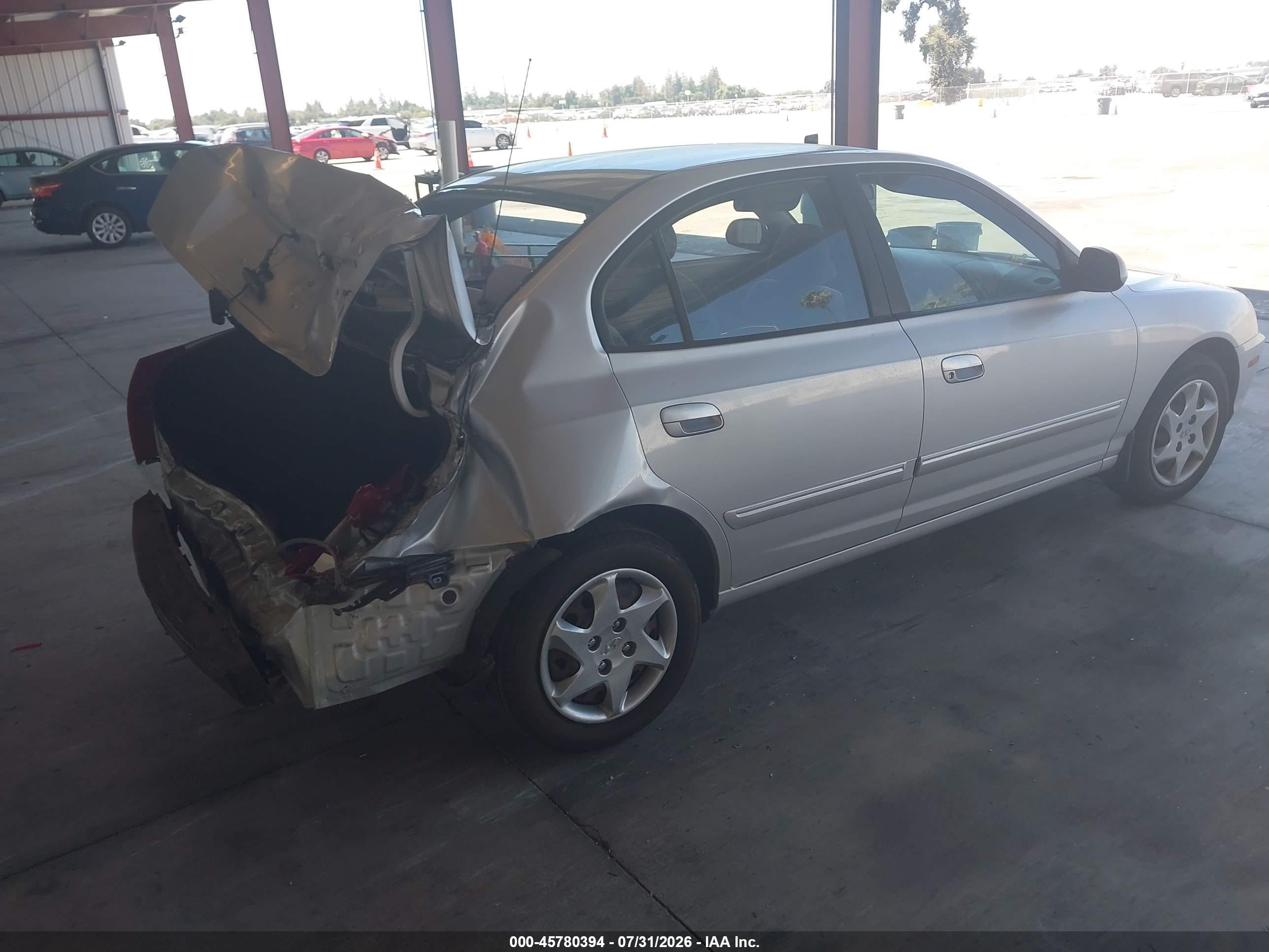 2005 Hyundai Elantra Gls/gt Серебряный vin: KMHDN46D95U030680
