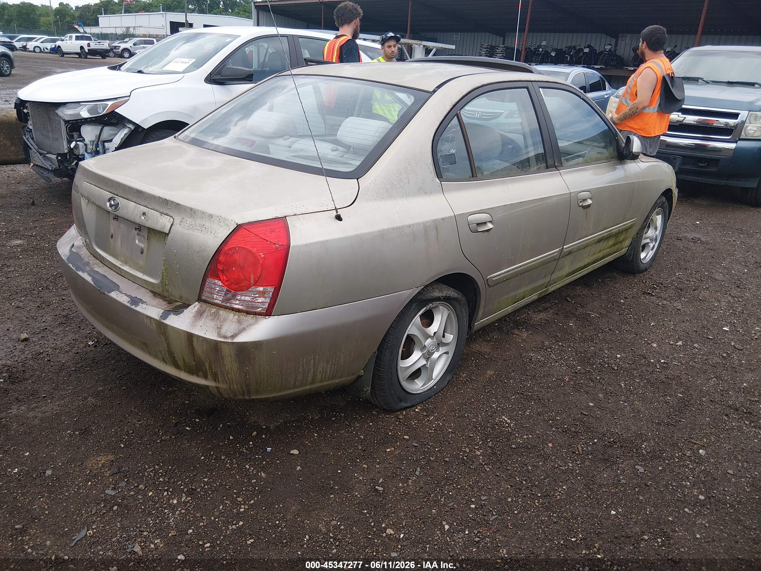 2005 Hyundai Elantra Gls/gt Gold vin: KMHDN46D95U067308