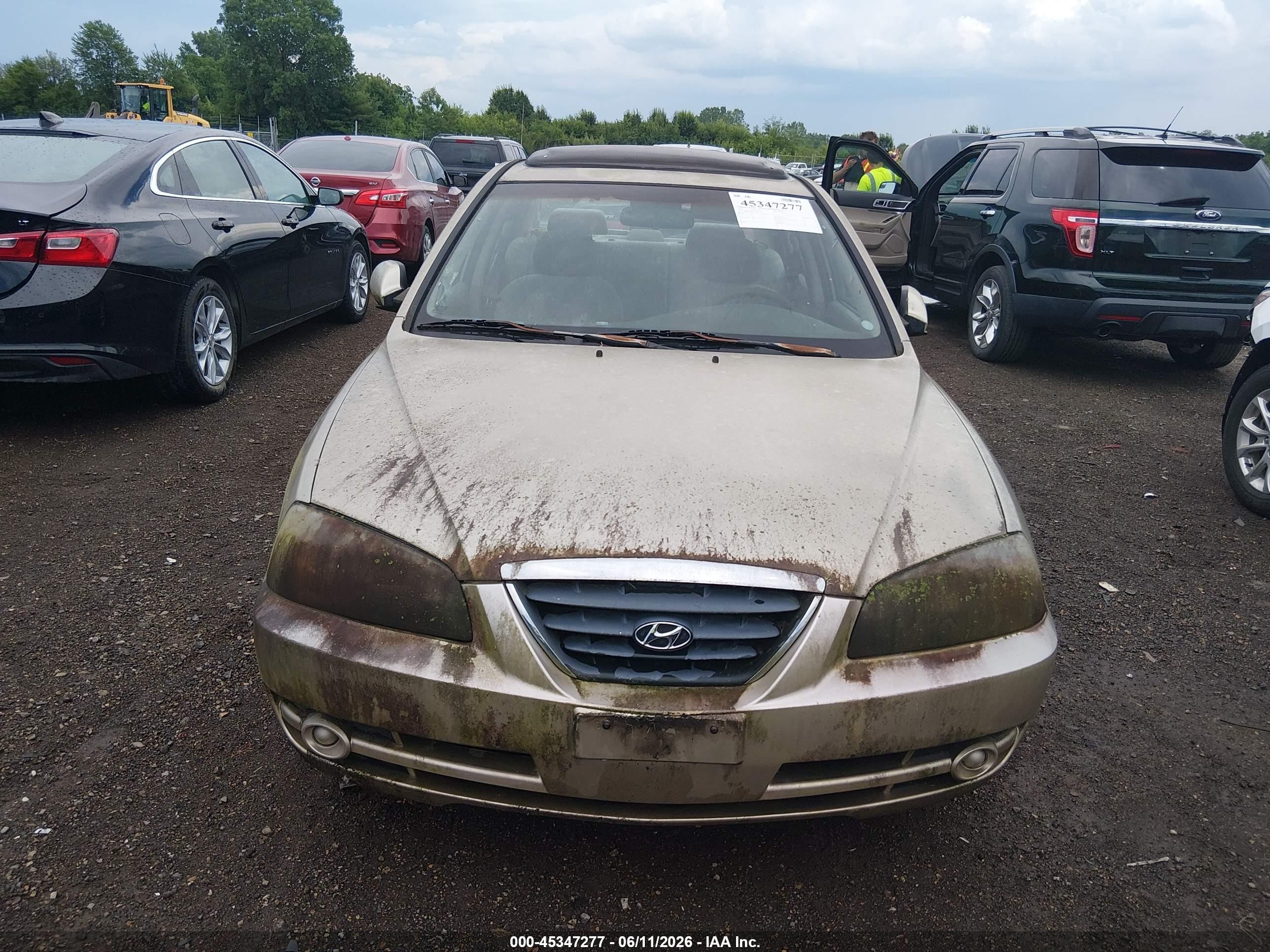 2005 Hyundai Elantra Gls/gt Gold vin: KMHDN46D95U067308