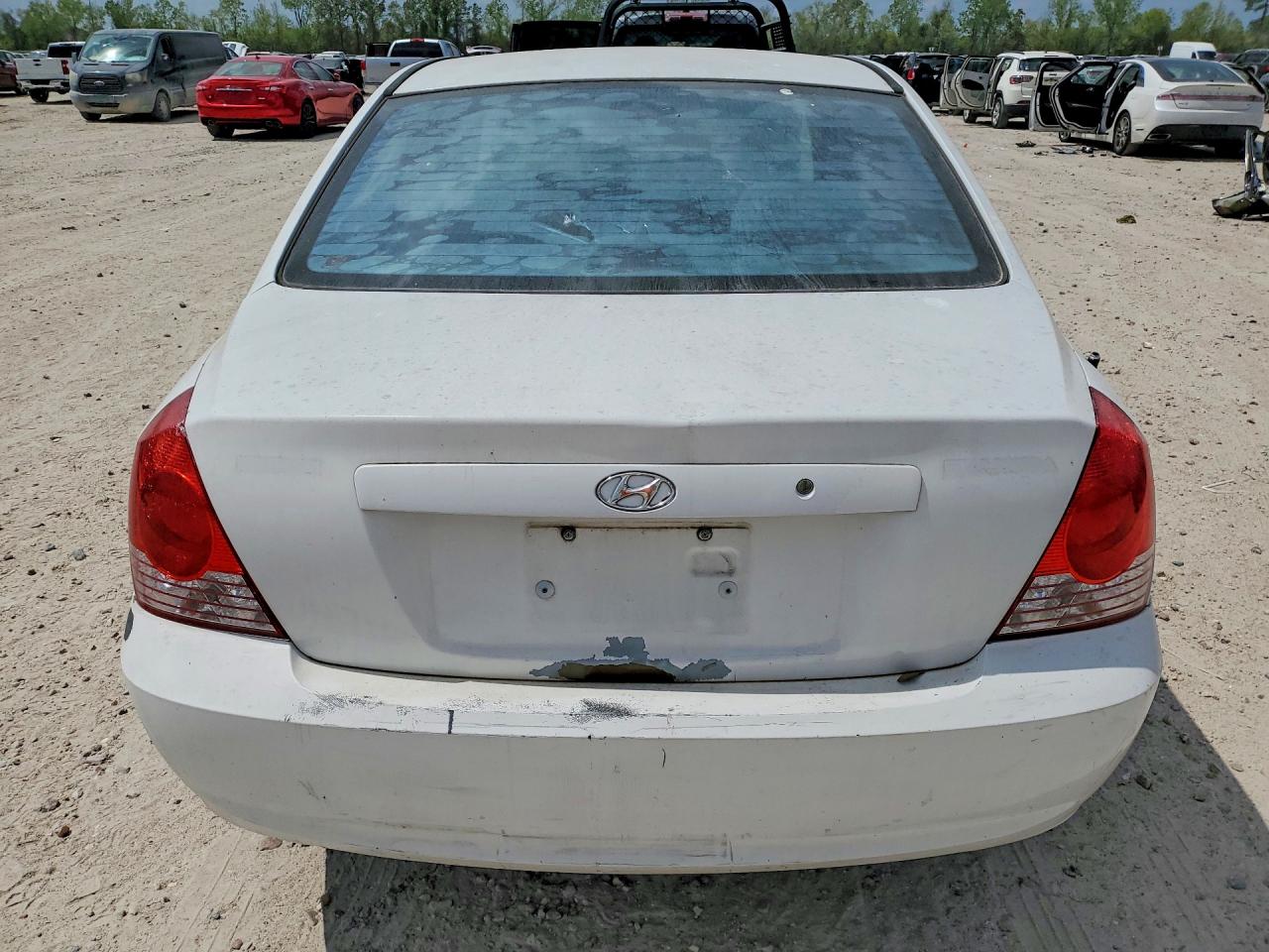 2005 Hyundai Elantra Gls Белый vin: KMHDN46D95U149264