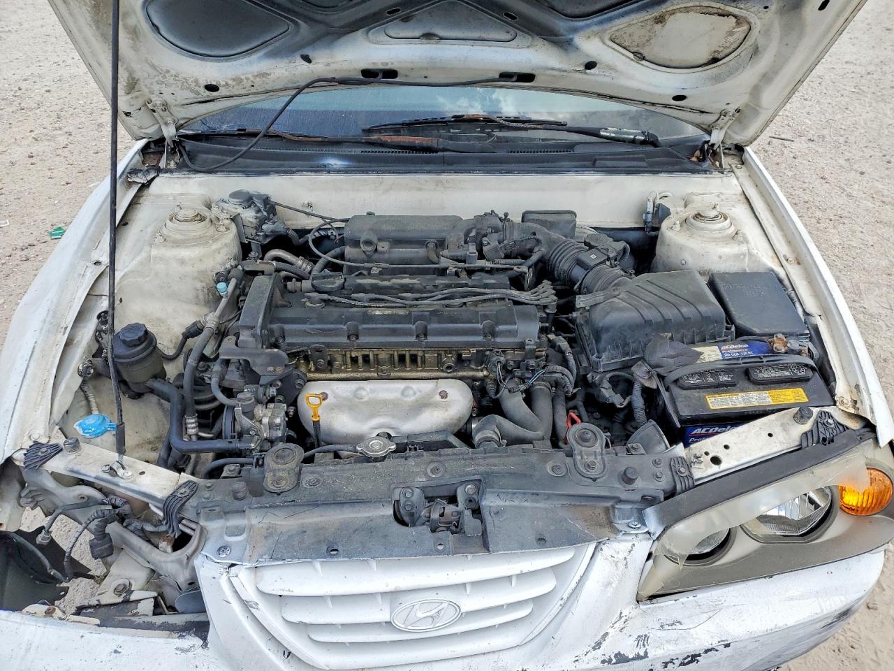 2005 Hyundai Elantra Gls Белый vin: KMHDN46D95U149264