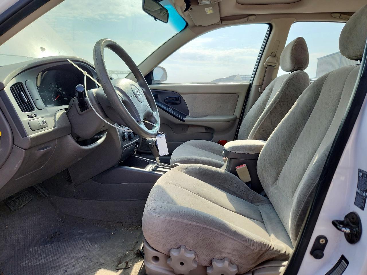 2006 Hyundai Elantra Gls White vin: KMHDN46D96U297223